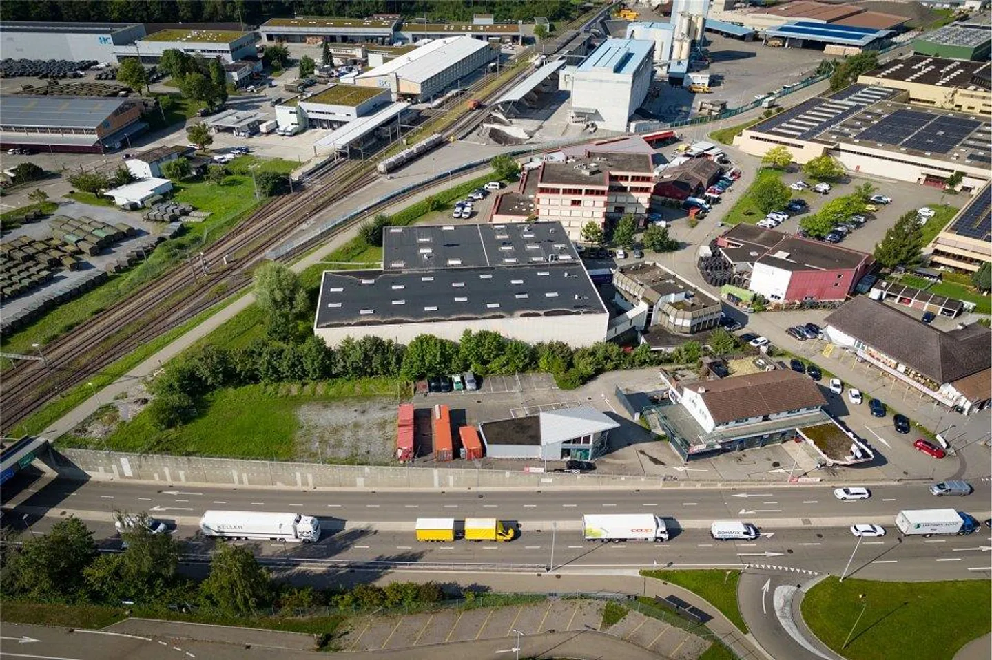 Industrie- und Baulandparzelle an attraktivem Standort im Zürcher-Oberland - Foto 12 von 12