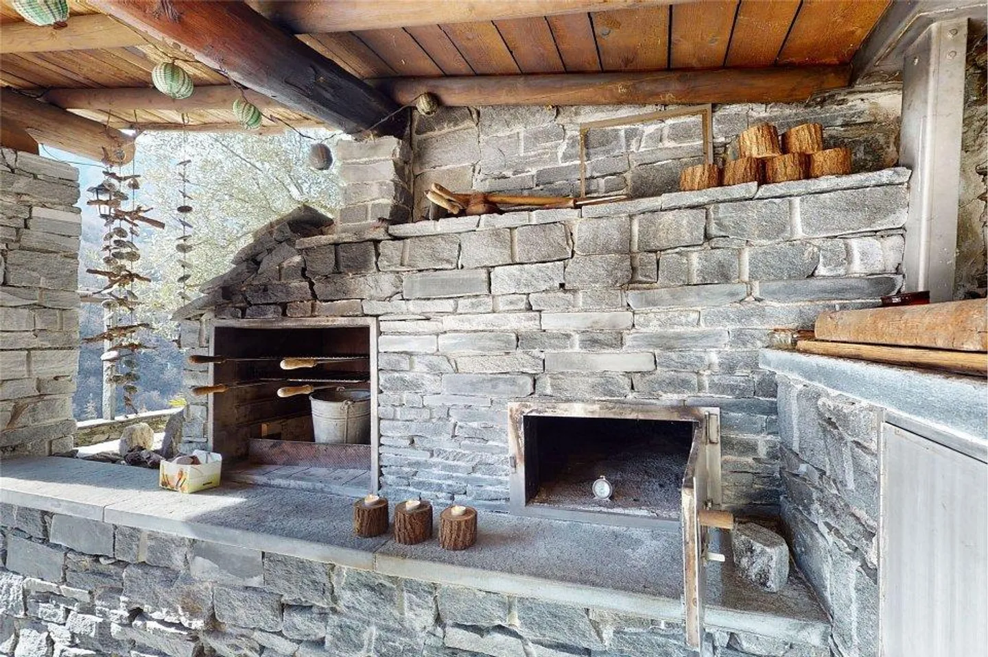 Tessiner Haus mit 6 Zimmern, Rasen und Wald - Foto 7 von 13