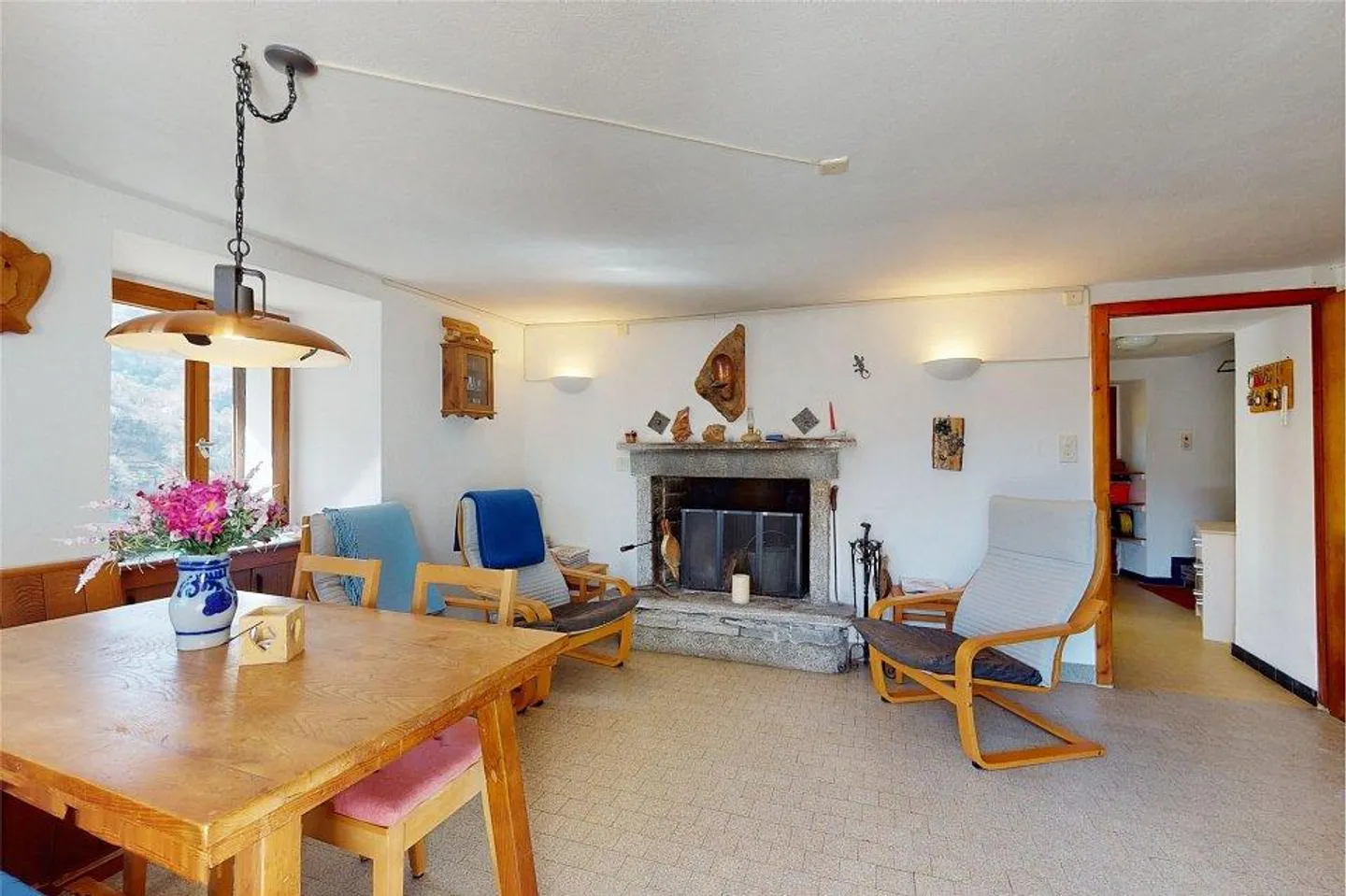 Tessiner Haus mit 6 Zimmern, Rasen und Wald - Foto 8 von 13