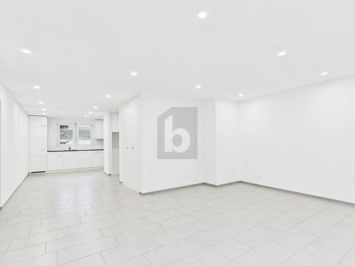 Modernes Apartment mit Balkon - Foto 4 von 6