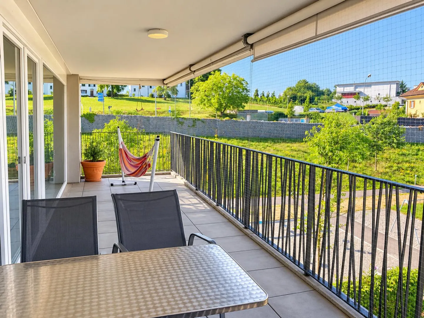 Bright 3.5-room apartment with large balcony - 5 minutes to the lake - Photo 5 of 9