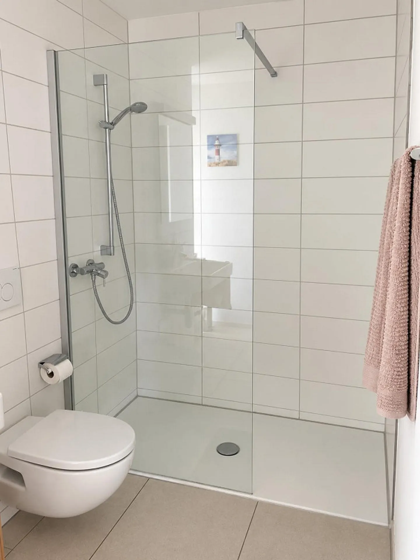 Bright 3.5-room apartment with large balcony - 5 minutes to the lake - Photo 7 of 9