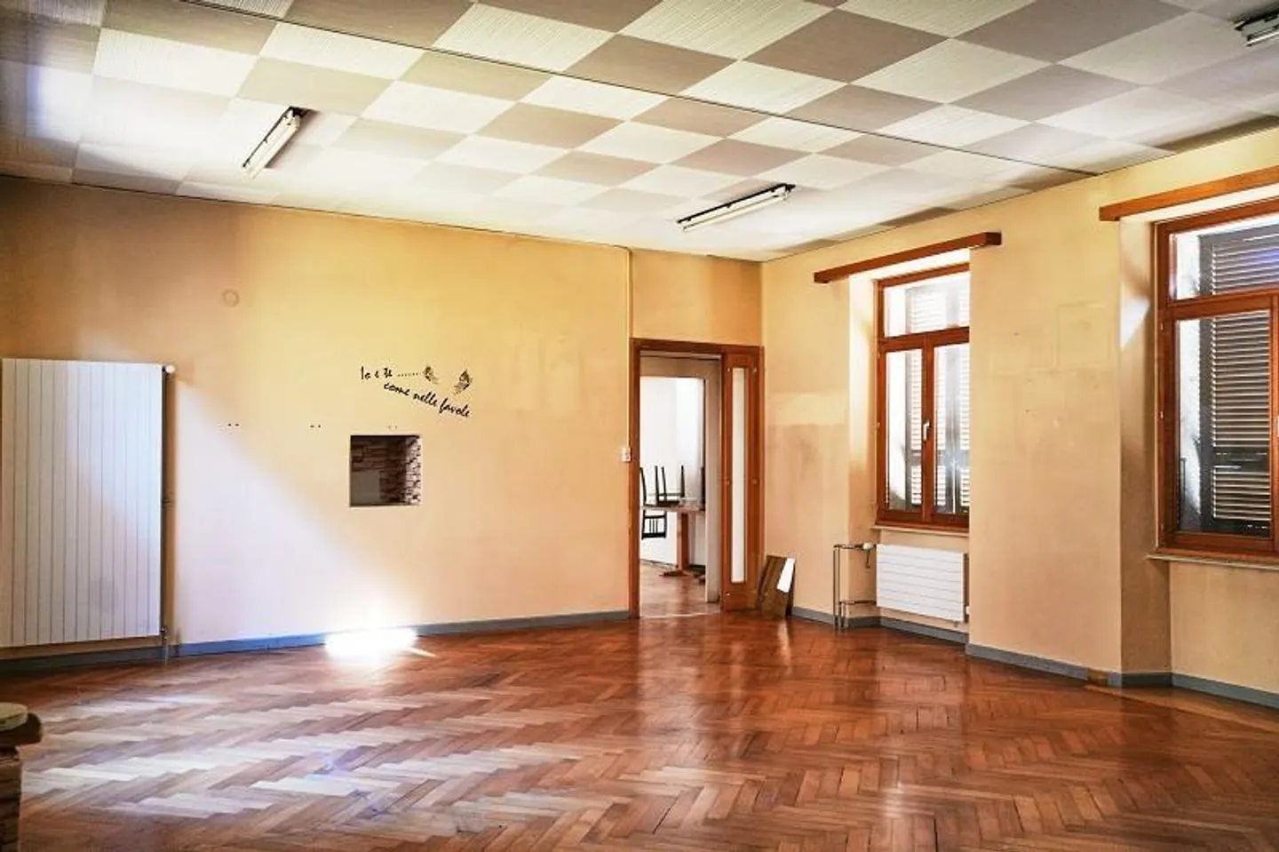 7-room house in a central location - Photo 4 of 30