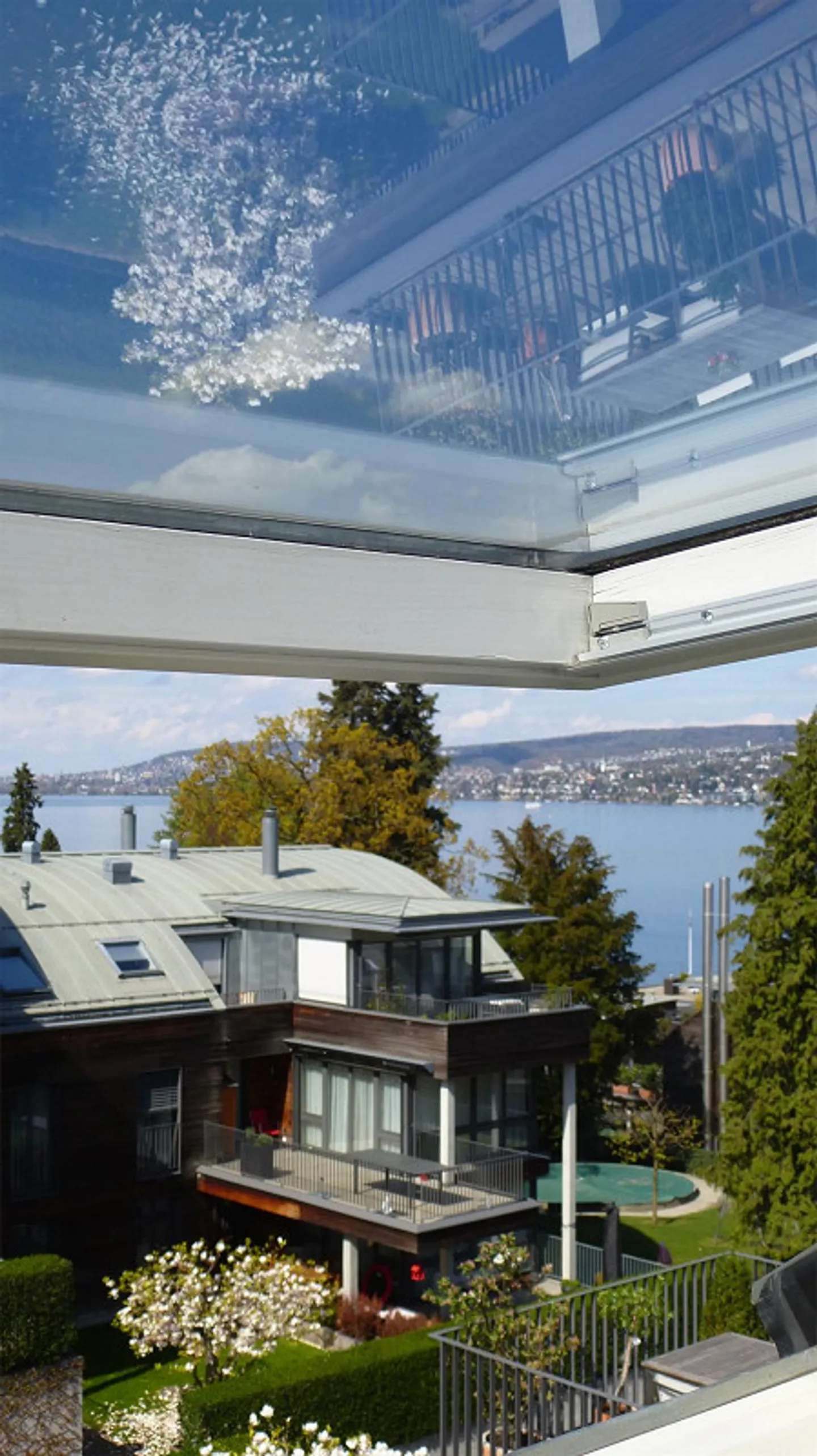 Appartement en penthouse unique au bord du lac de Zurich - Photo 3 sur 5