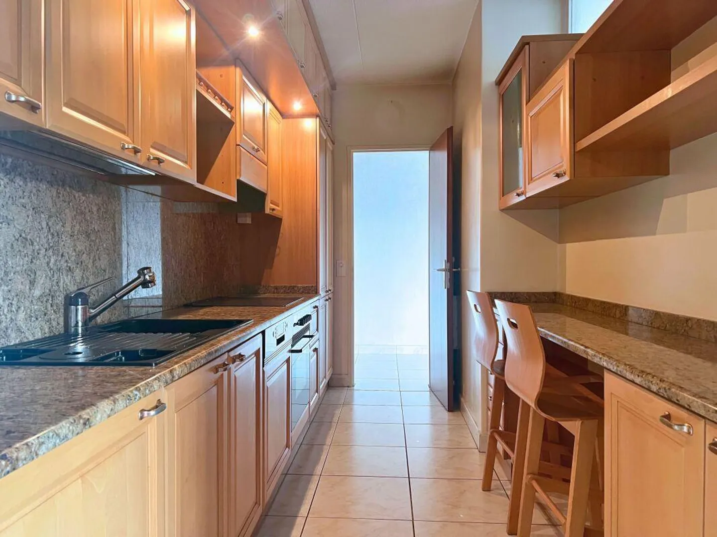 Appartement en dernier étage avec balcon - Photo 7 sur 14