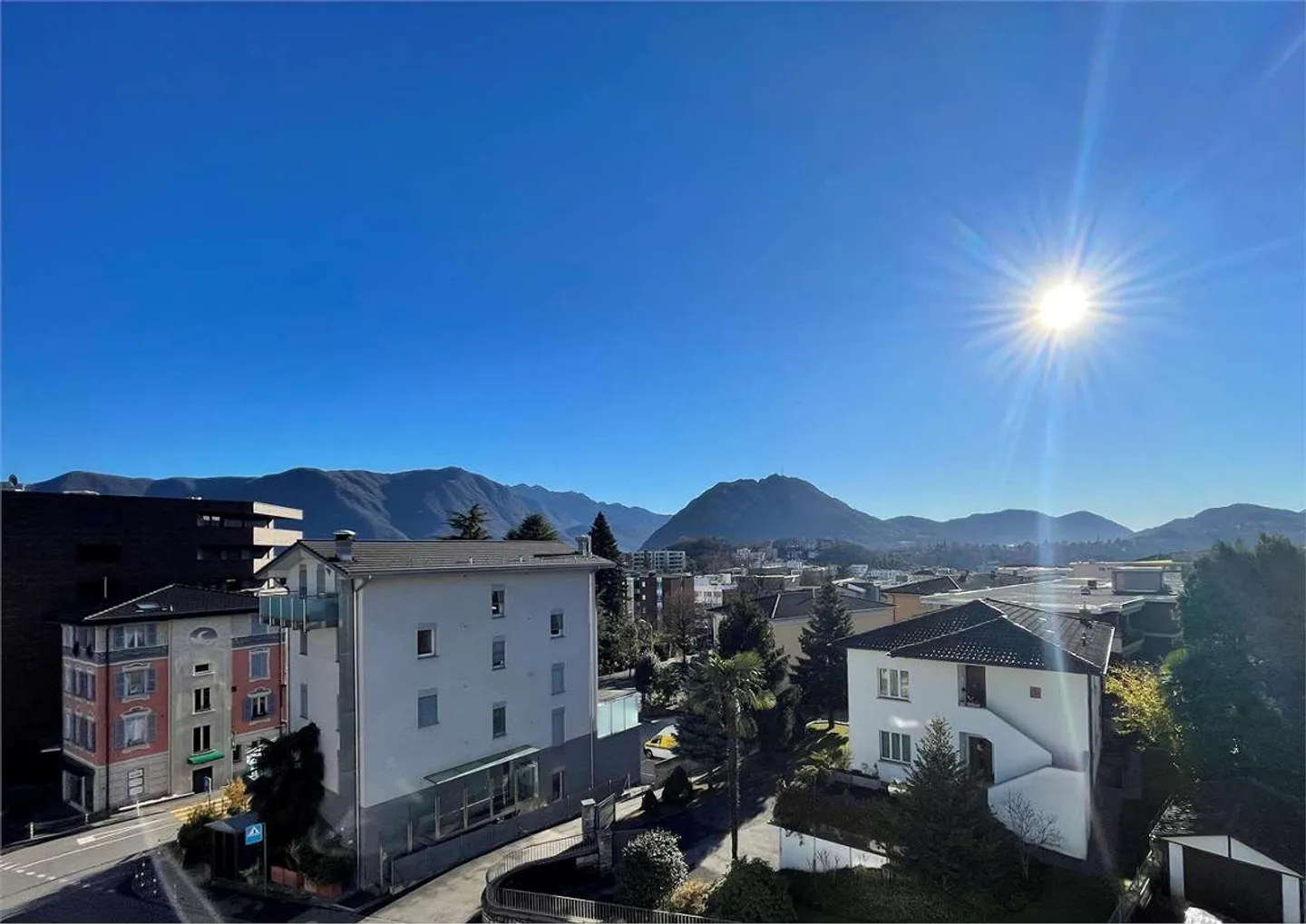 Moderne möblierte Wohnung in Lugano - Foto 1 von 7