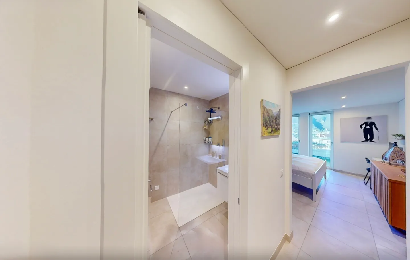 Appartamento elegante che unisce comfort e design - Foto 8 di 15