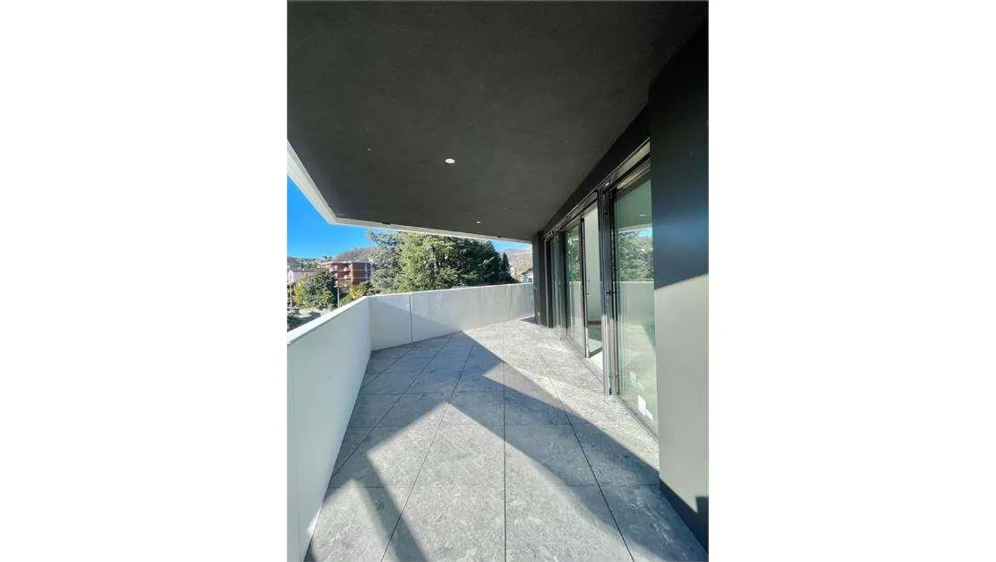 Moderne möblierte Wohnung in Lugano - Foto 2 von 7