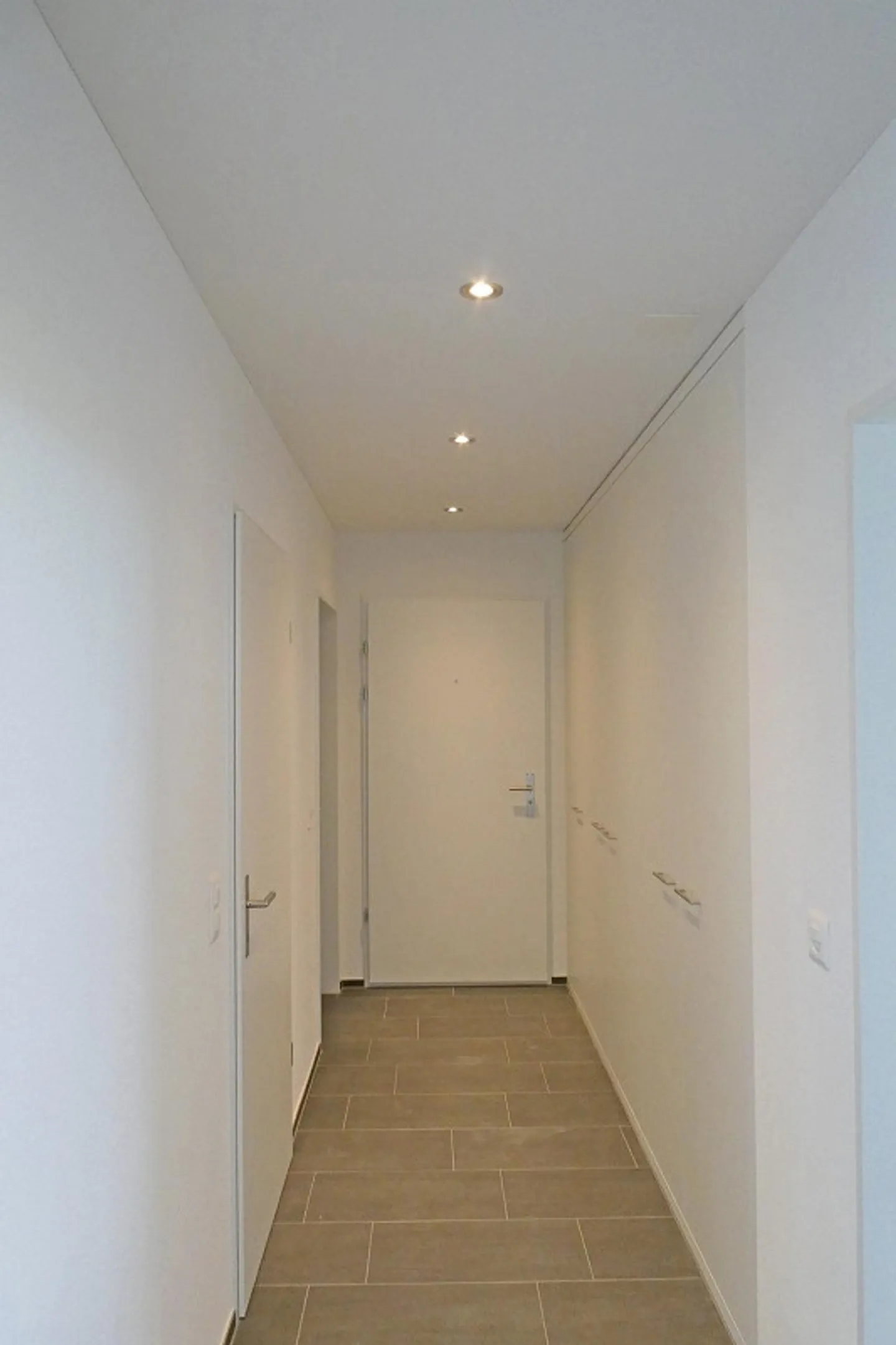 Attractive 4.5-room penthouse apartment with sunny terrace - Photo 4 of 9