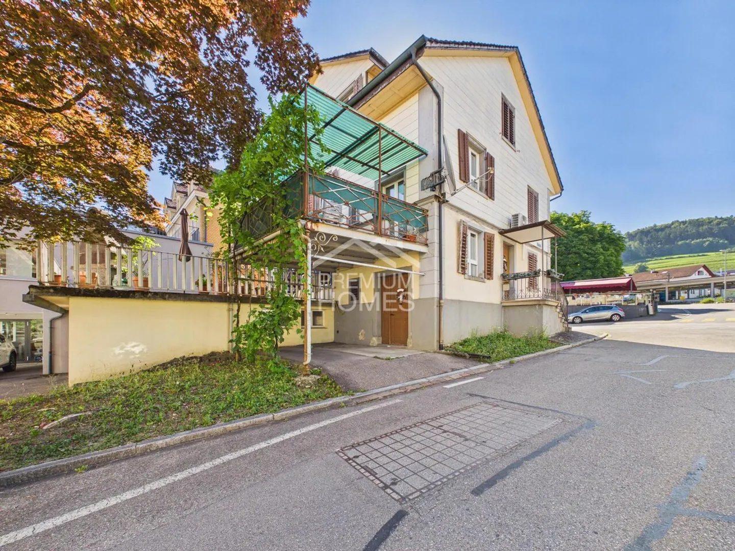 Casa unifamiliare con potenziale commerciale! - Foto 2 di 13