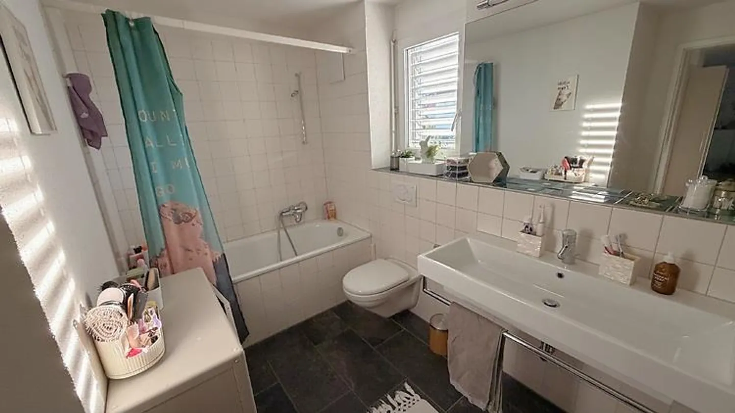 APPARTEMENT 4½ PIÈCES À WABERN (BE), MEUBLÉ, TEMPORAIRE - Photo 5 sur 8