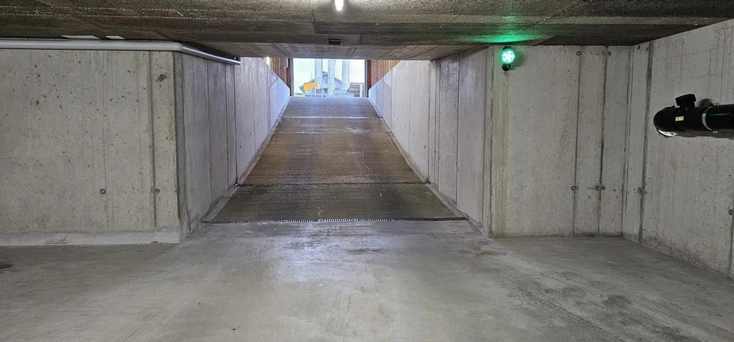 Vous cherchez un emplacement de stationnement pratique à Oberdiessbach ? - Photo 3 sur 4