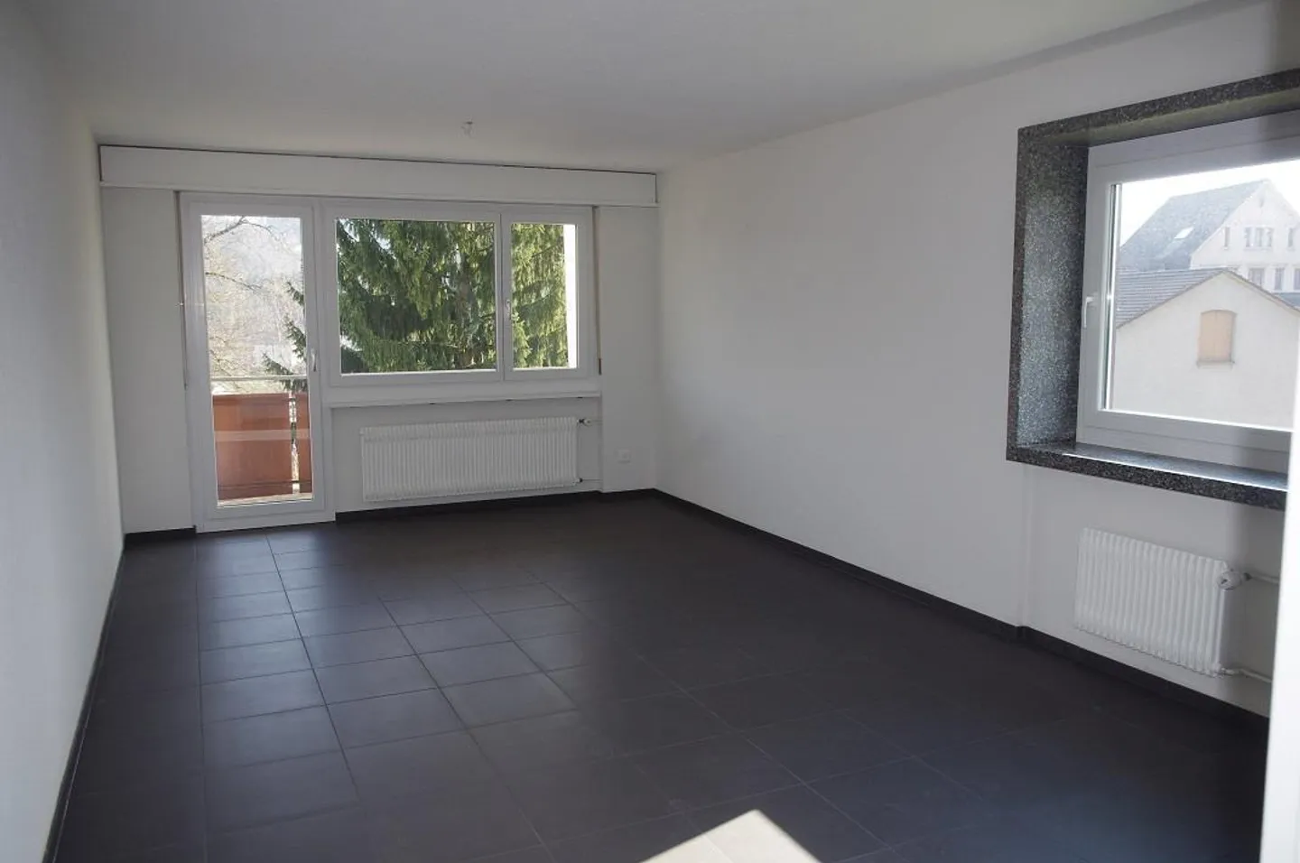 Cozy 3.0 Room Apartment in a Quiet and Central Location - Photo 15 of 17