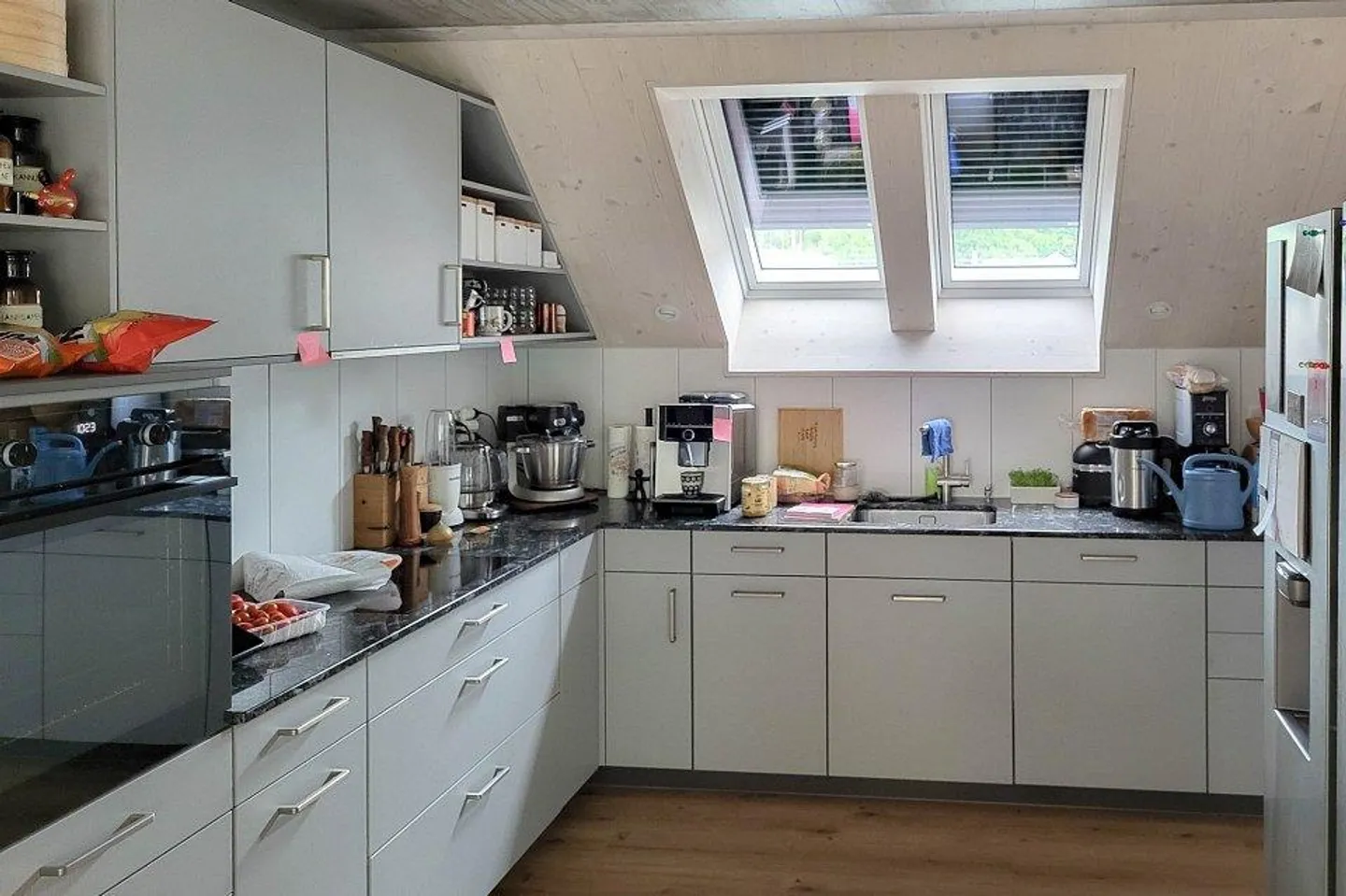 Appartamento attico moderno e luminoso di 4,5 stanze con galleria - Foto 5 di 8