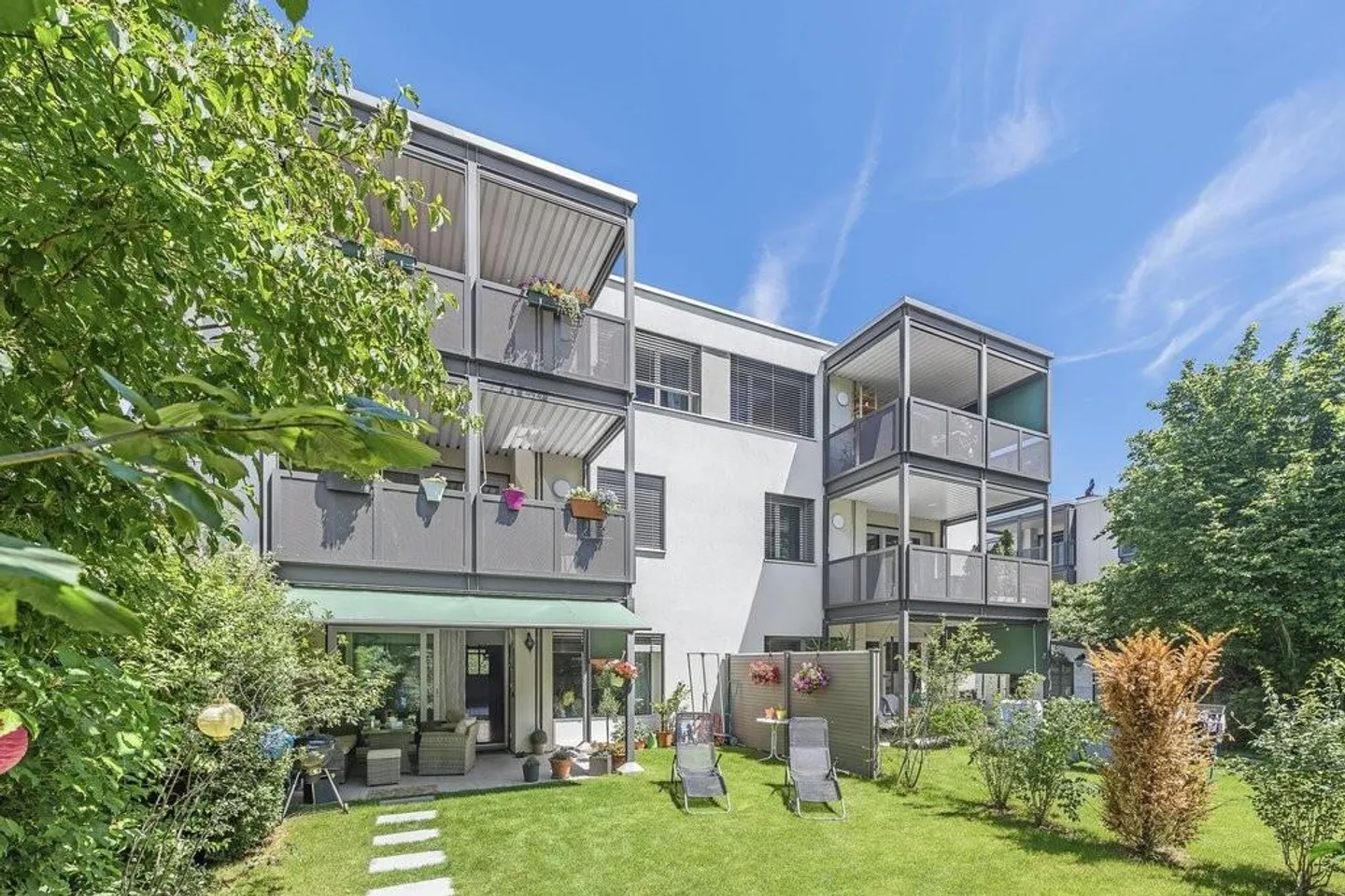 Modernes Apartment in Allschwil - Foto 2 von 8