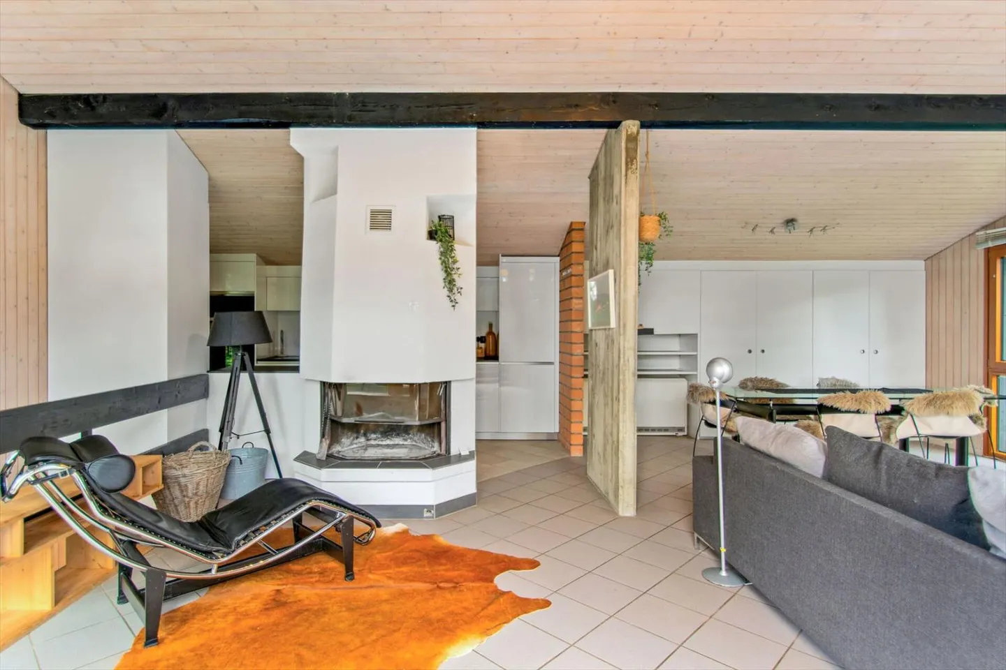 Les Savagnières, magnifique chalet de 4,5 pièces au cœur de la nature avec garage - Photo 4 sur 13