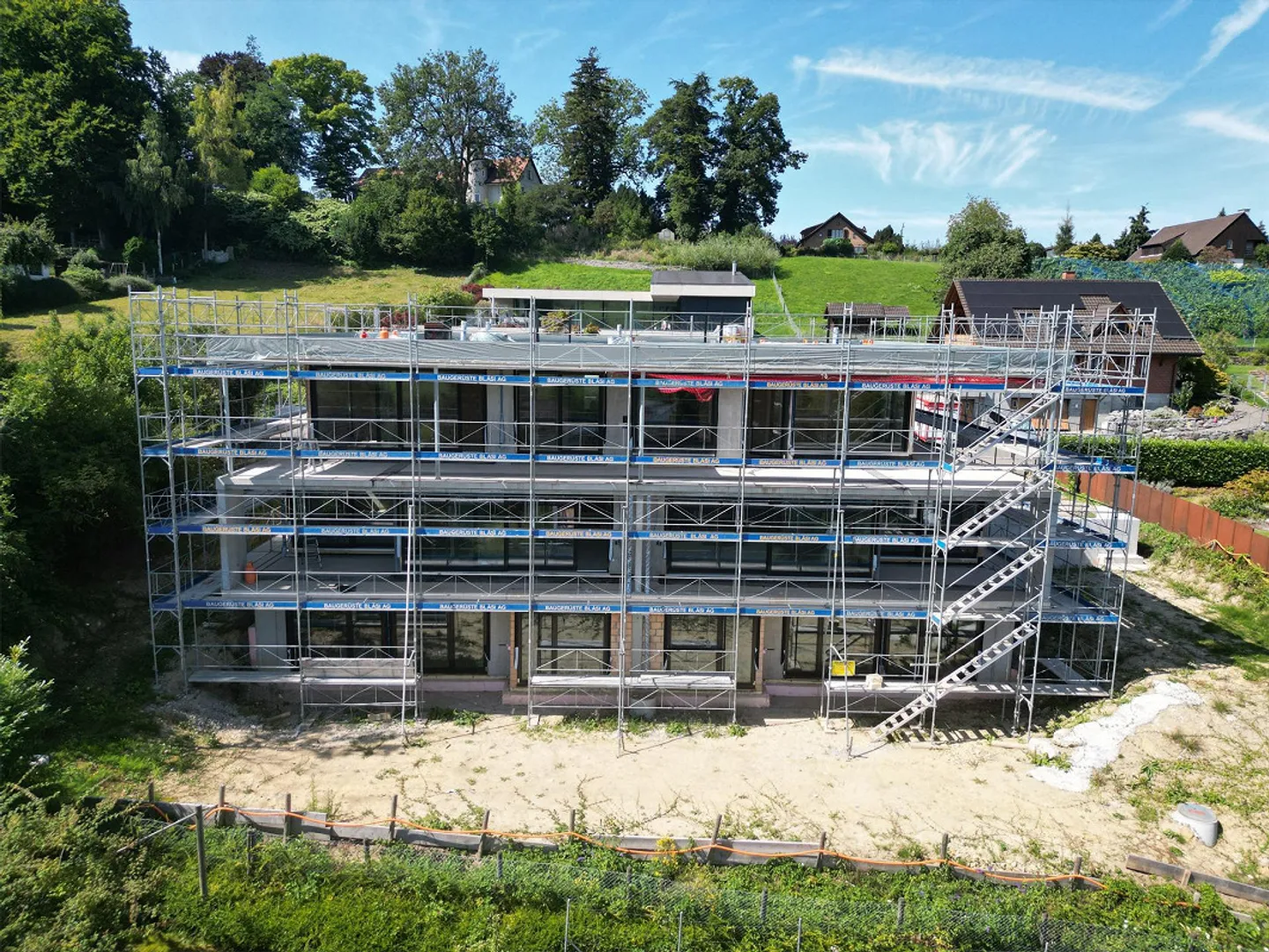 Première location : 2 appartements en duplex dans un emplacement de choix à Tübach, vue sur le lac - Photo 1 sur 6