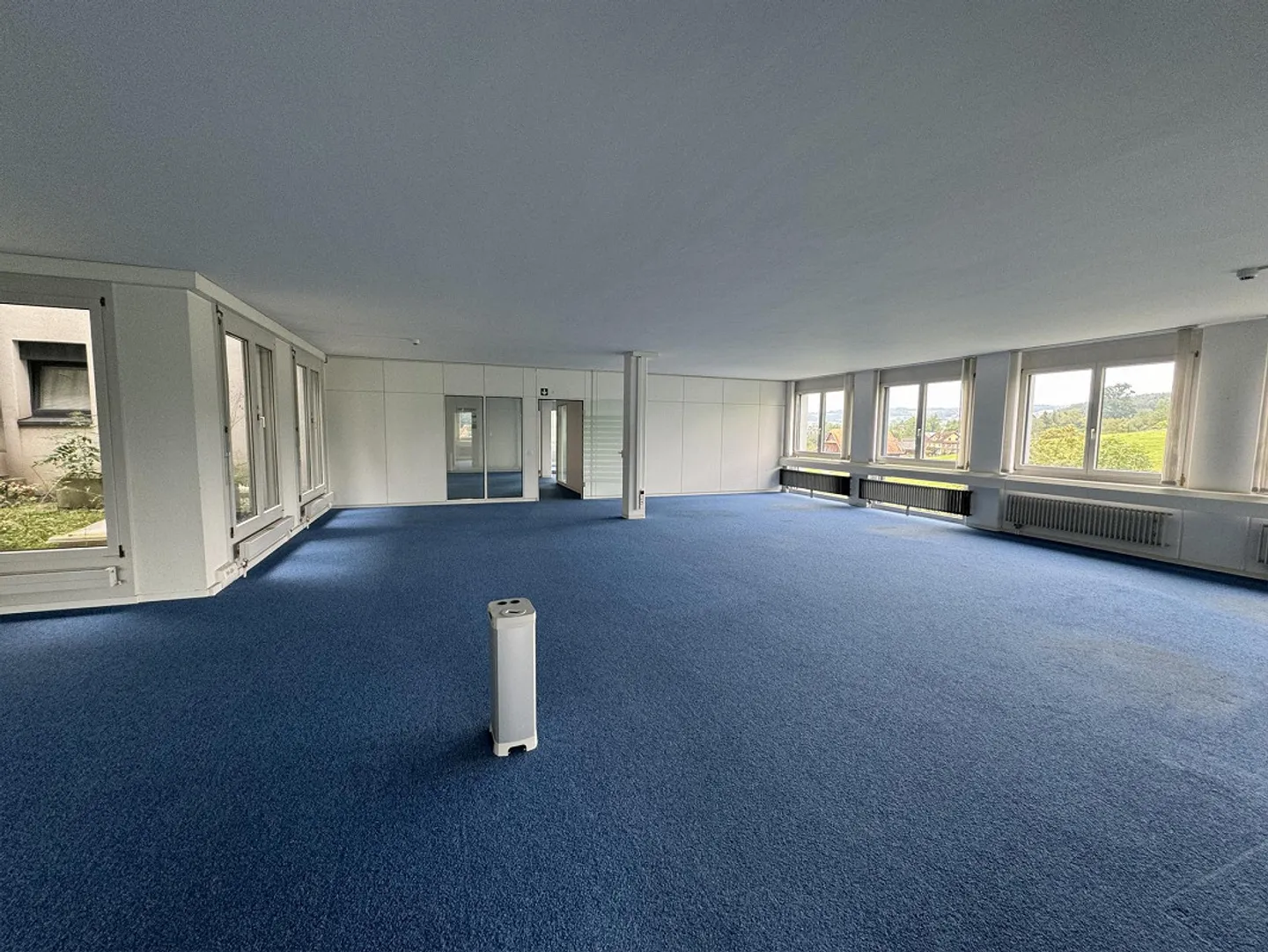 Ufficio luminoso e centrale in affitto a prezzi accessibili! - Foto 8 di 14