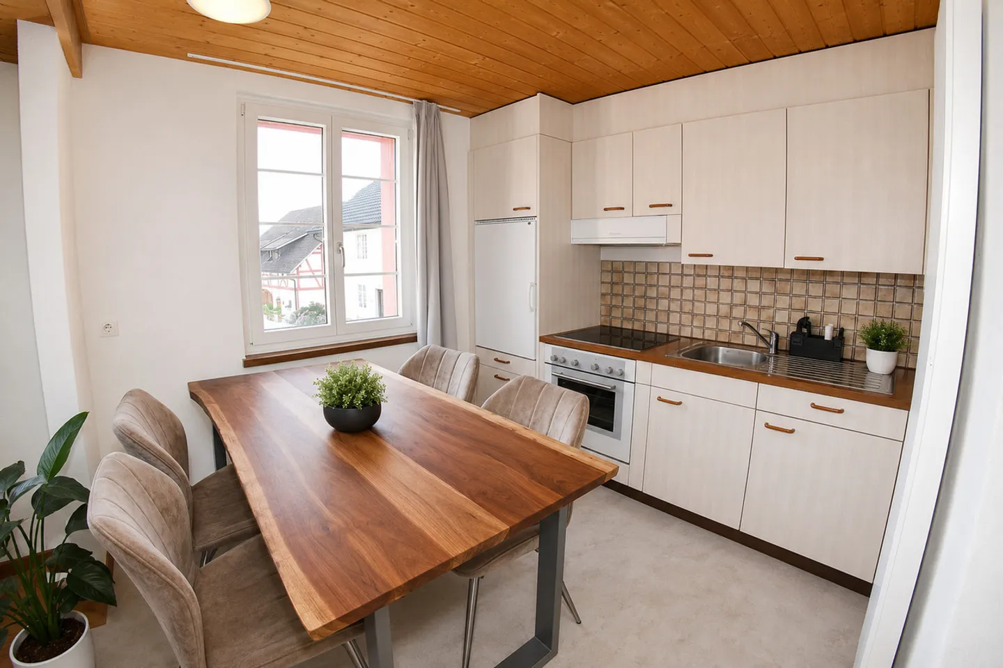 Charmante Wohnung im historischen Leuehof - Foto 9 von 10