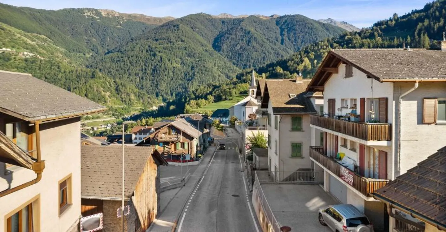 Spacious 4.5-room apartment in the village of Basse-Nendaz - Photo 11 of 12