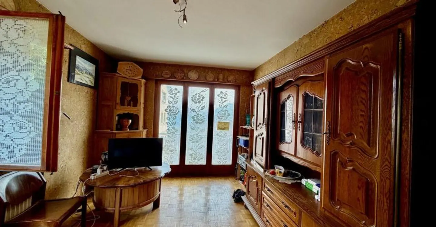 Spacious 4.5-room apartment in the village of Basse-Nendaz - Photo 3 of 12