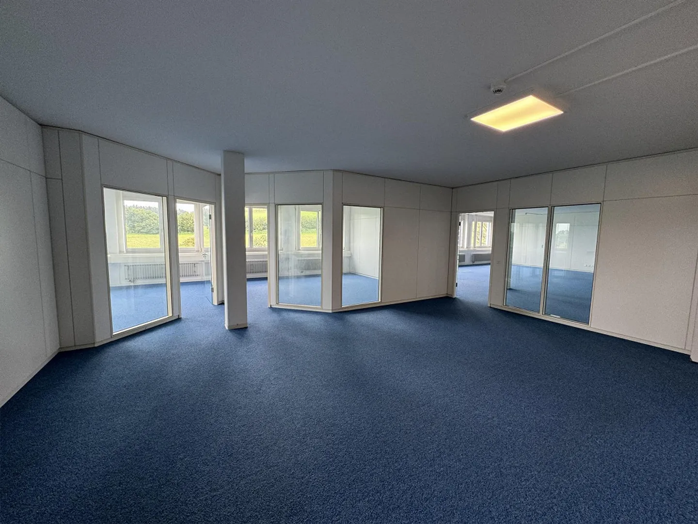 Ufficio luminoso e centrale in affitto a prezzi accessibili! - Foto 13 di 14