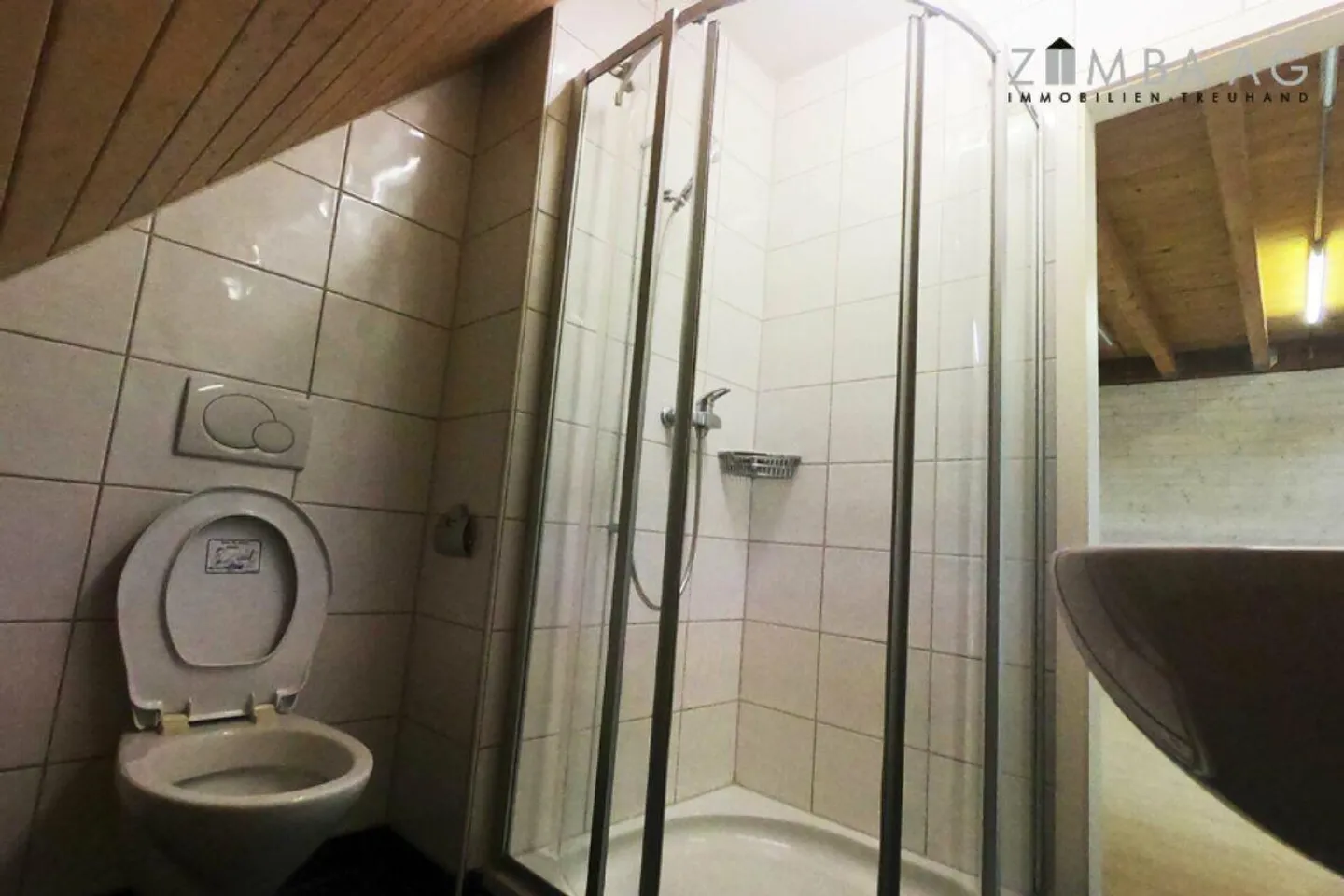 2-storey, very cozy - Photo 8 of 10