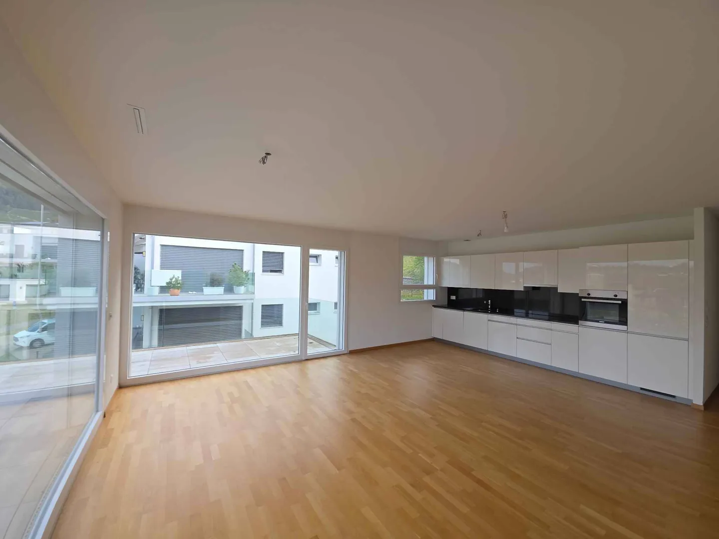 Geräumige 4.5-Zimmer-Wohnung - Foto 3 von 11