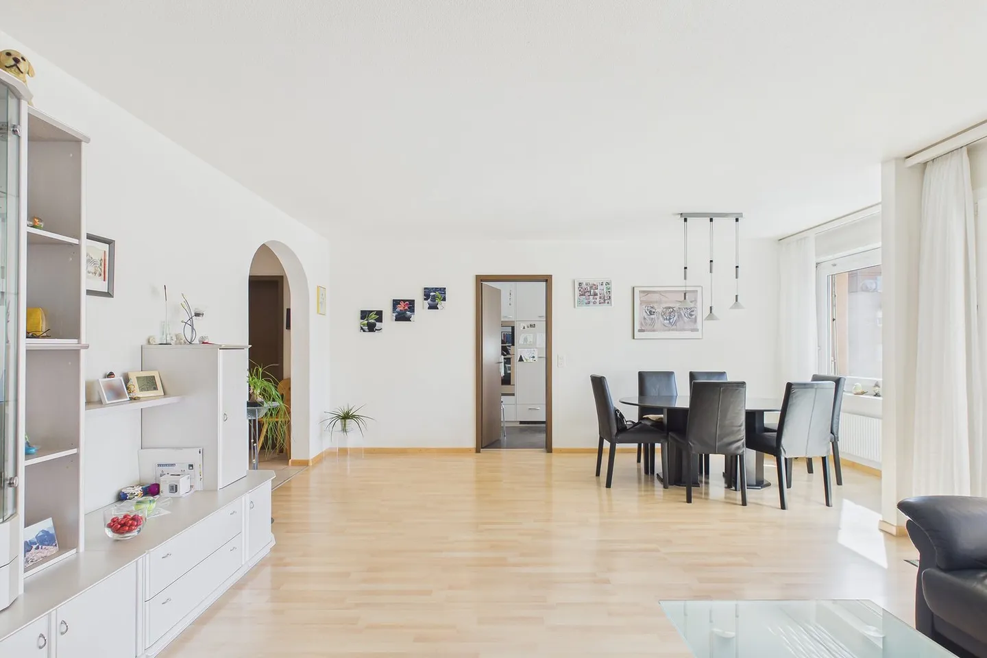 Charming 3.5-room apartment with balcony and garage in Ostermundigen - Photo 1 of 8