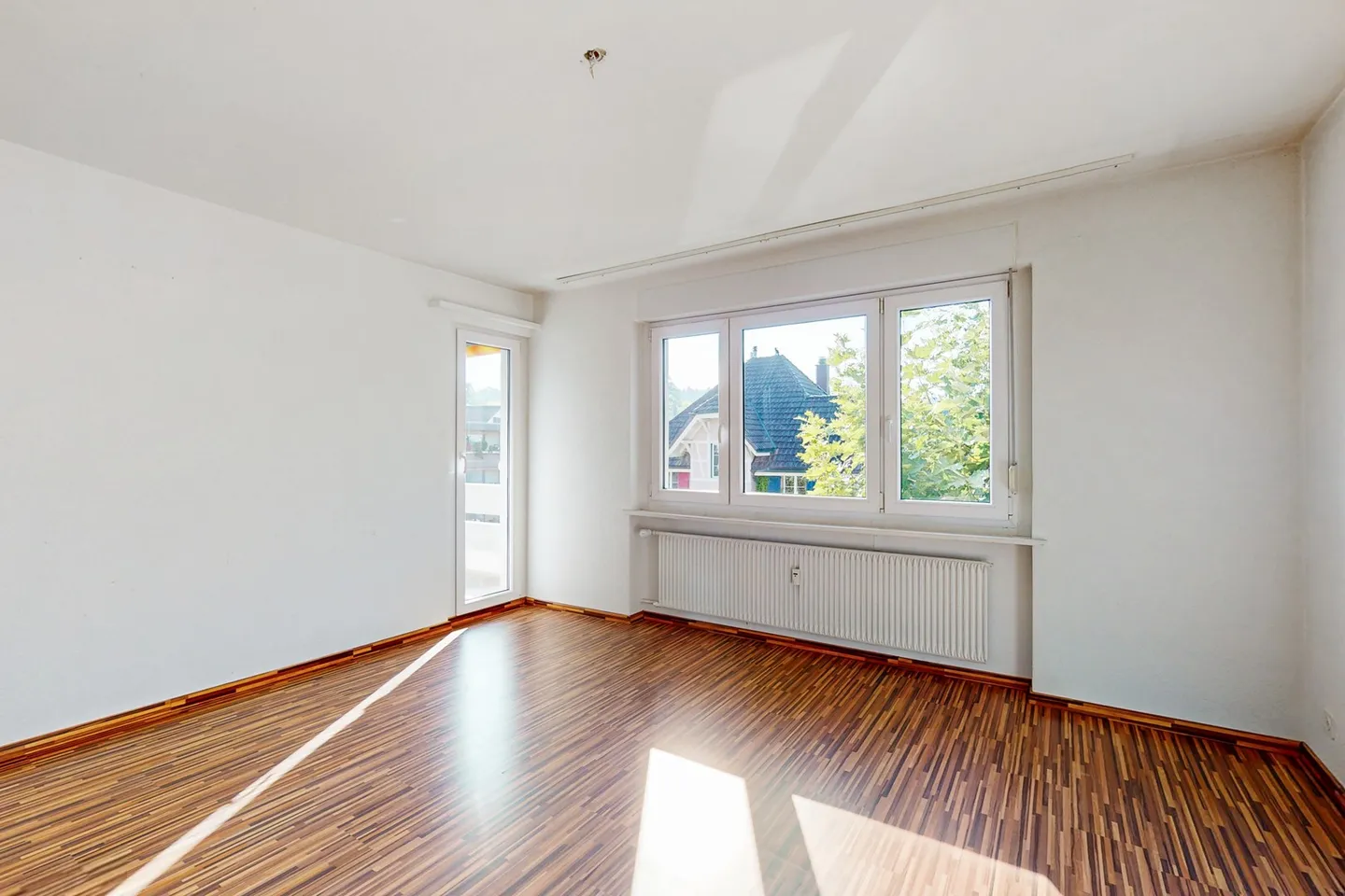 Apartment for rent - Photo 1 of 8