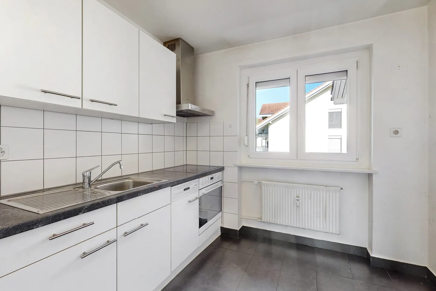 Apartment for rent - Photo 5 of 8