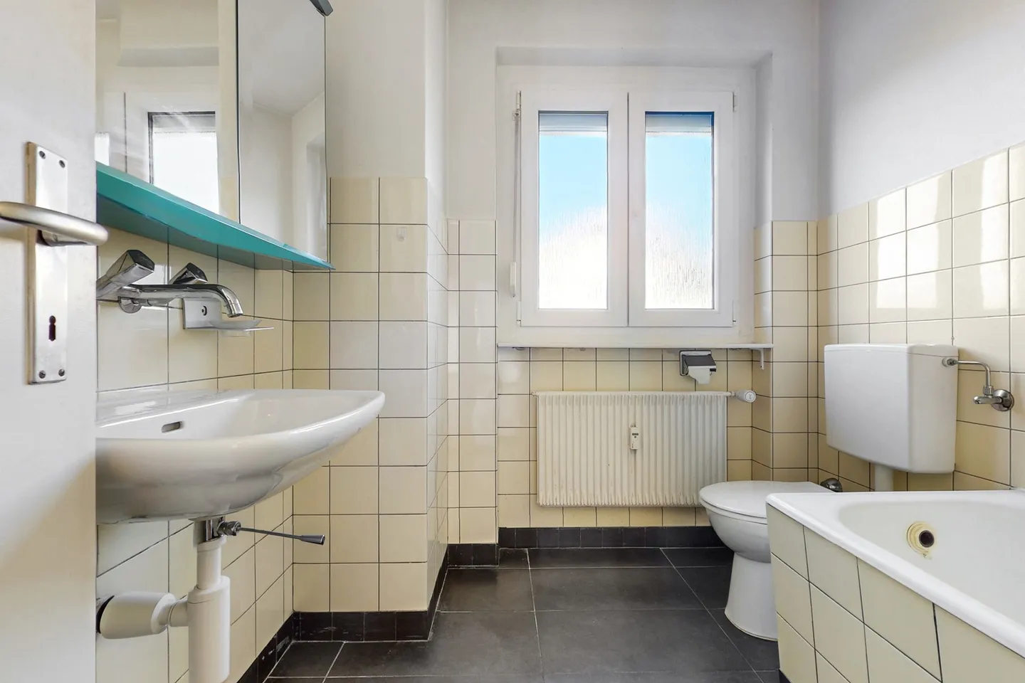 Apartment for rent - Photo 7 of 8