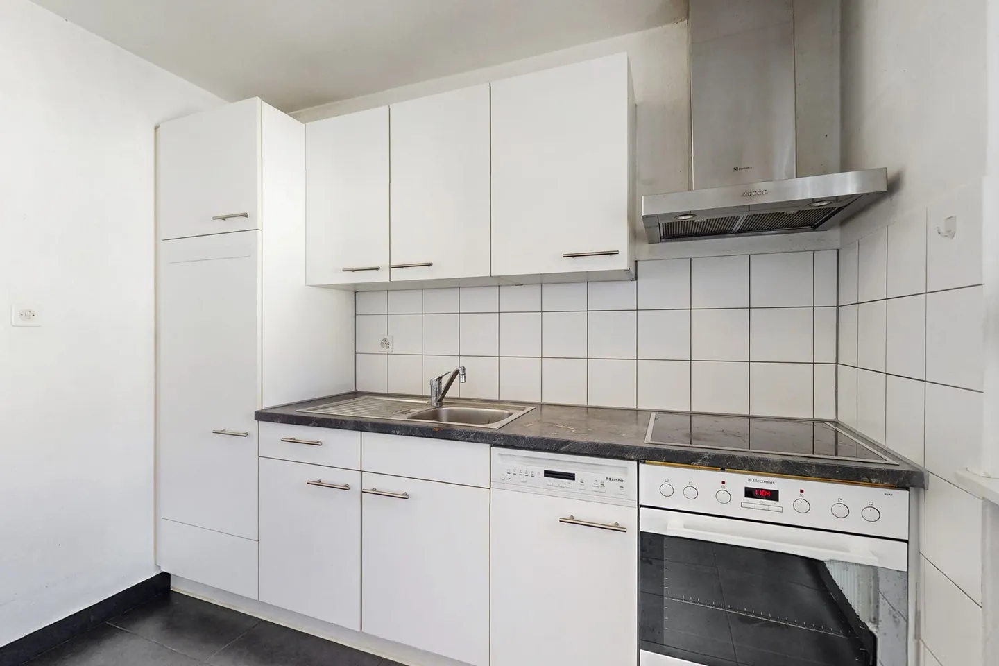 Apartment for rent - Photo 6 of 8