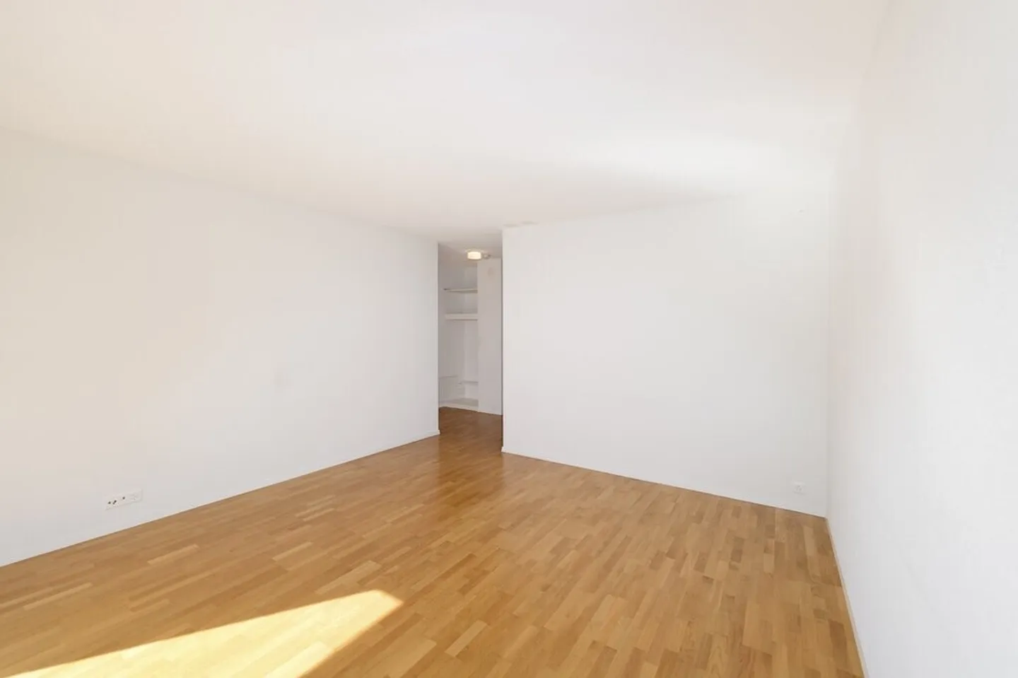 Ein glücklicher Wohnungsstart - Foto 2 von 7
