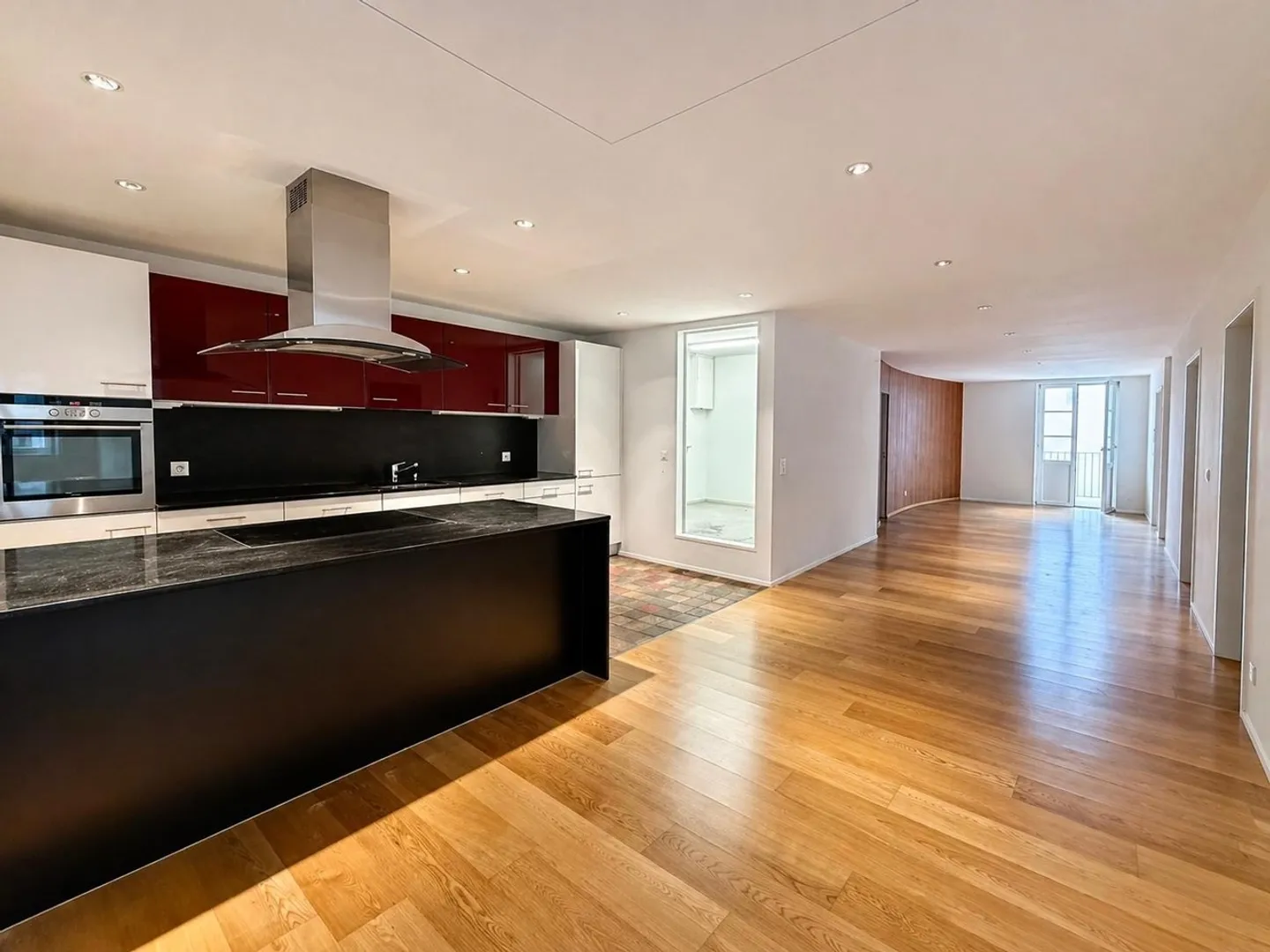 Urban Luxury in the Heart of Winterthur! - Photo 8 of 13