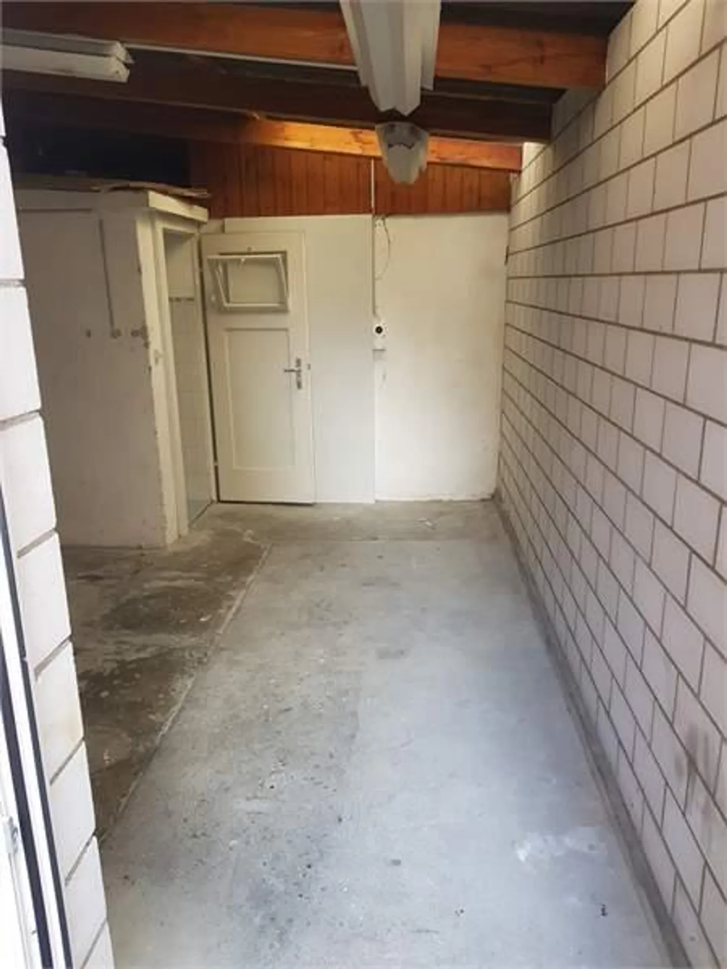 Atelier/Salle de loisirs - Photo 1 sur 2