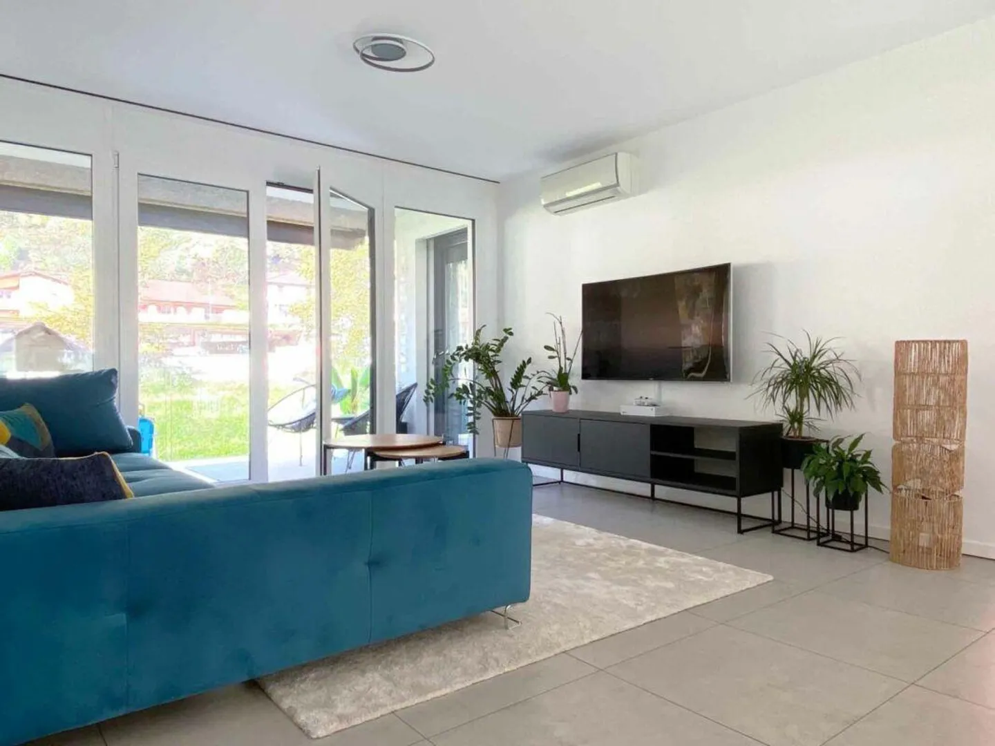 BARBENGO SCHOOLS · 4.5 ROOMS WITH COMMUNITY POOL AND ATTACHED GARDEN - Photo 3 of 14