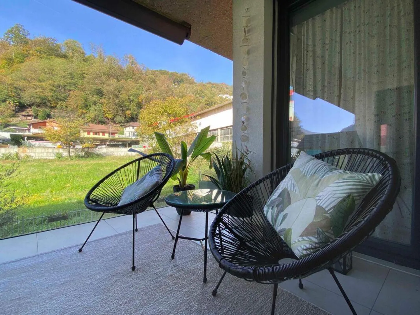 BARBENGO SCHOOLS · 4.5 ROOMS WITH COMMUNITY POOL AND ATTACHED GARDEN - Photo 9 of 14