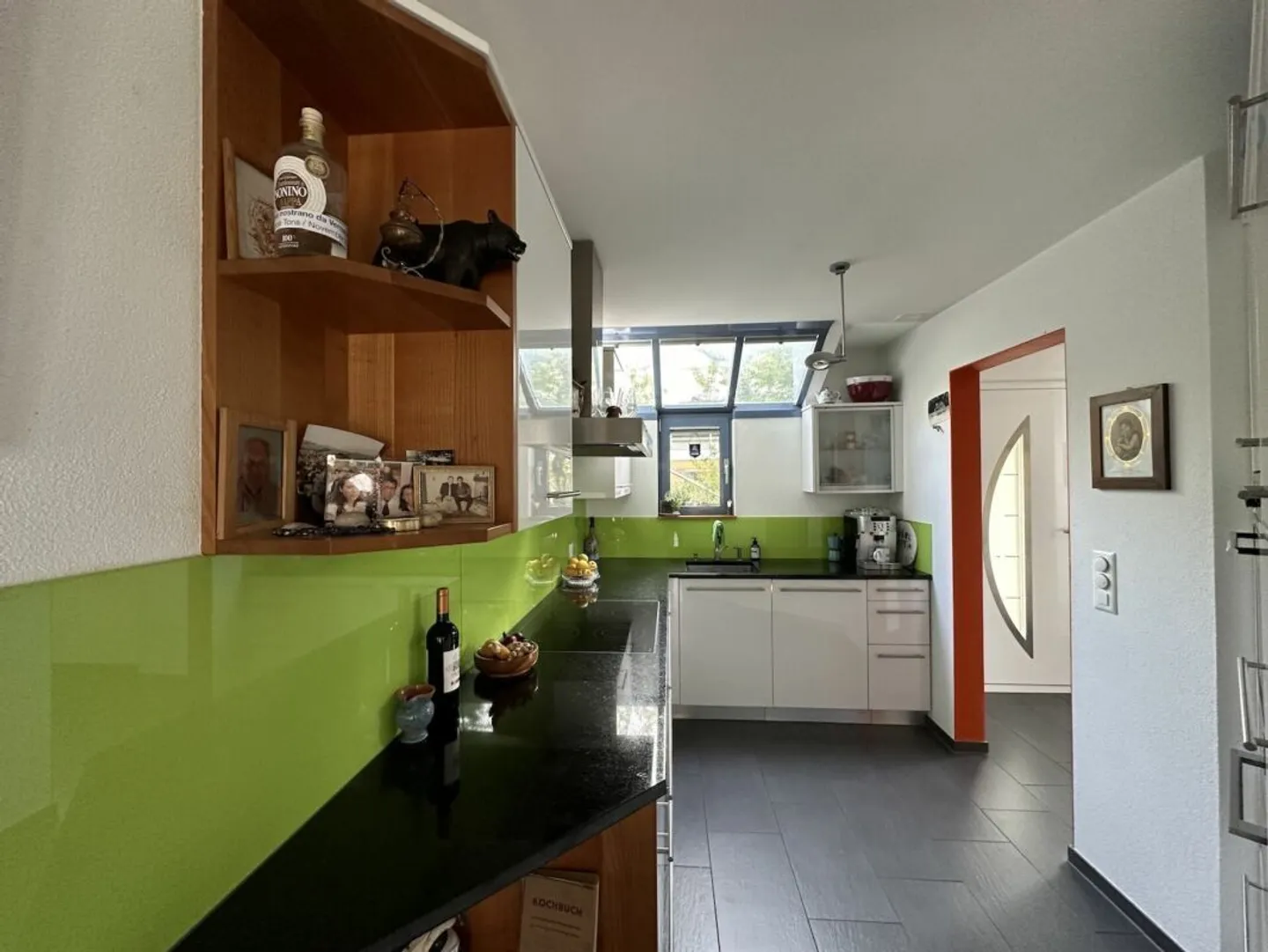 Sehr gepflegtes Raumwunder mit herrlicher Aussicht - Foto 1 von 13