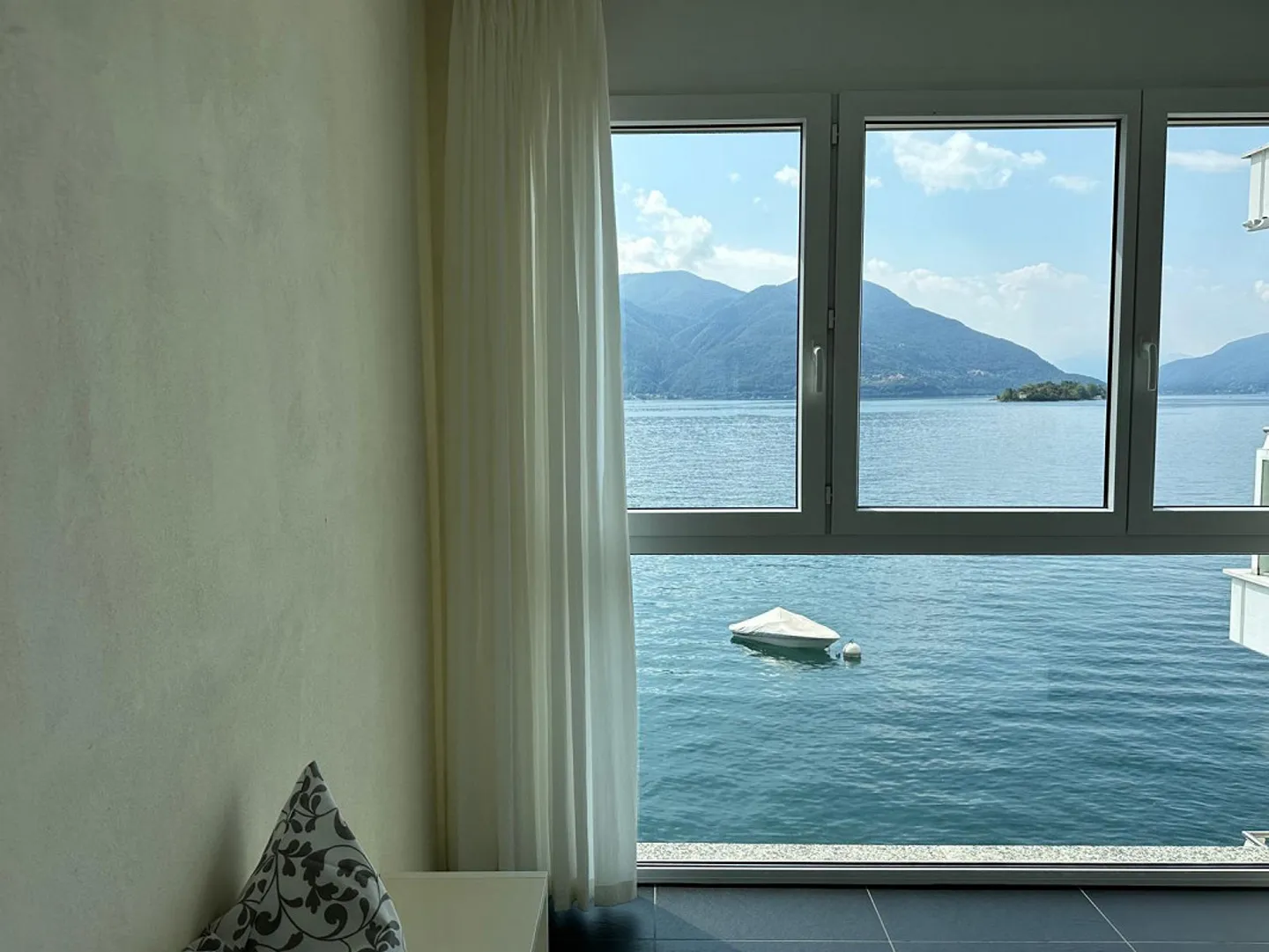 Exclusive 4.5-room apartment directly on the lake - Photo 8 of 16