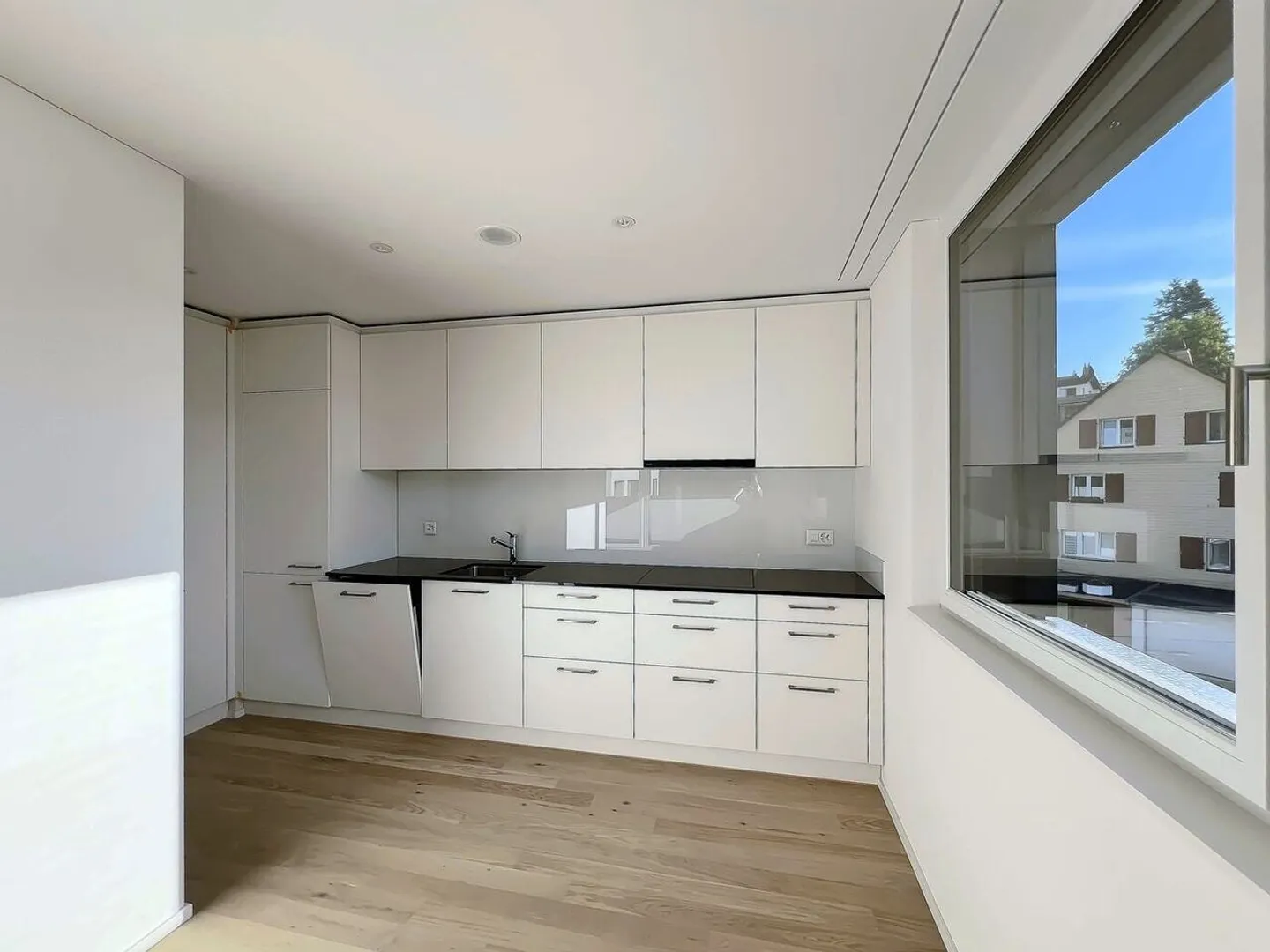 Living with Style Your new home awaits - Photo 5 of 7