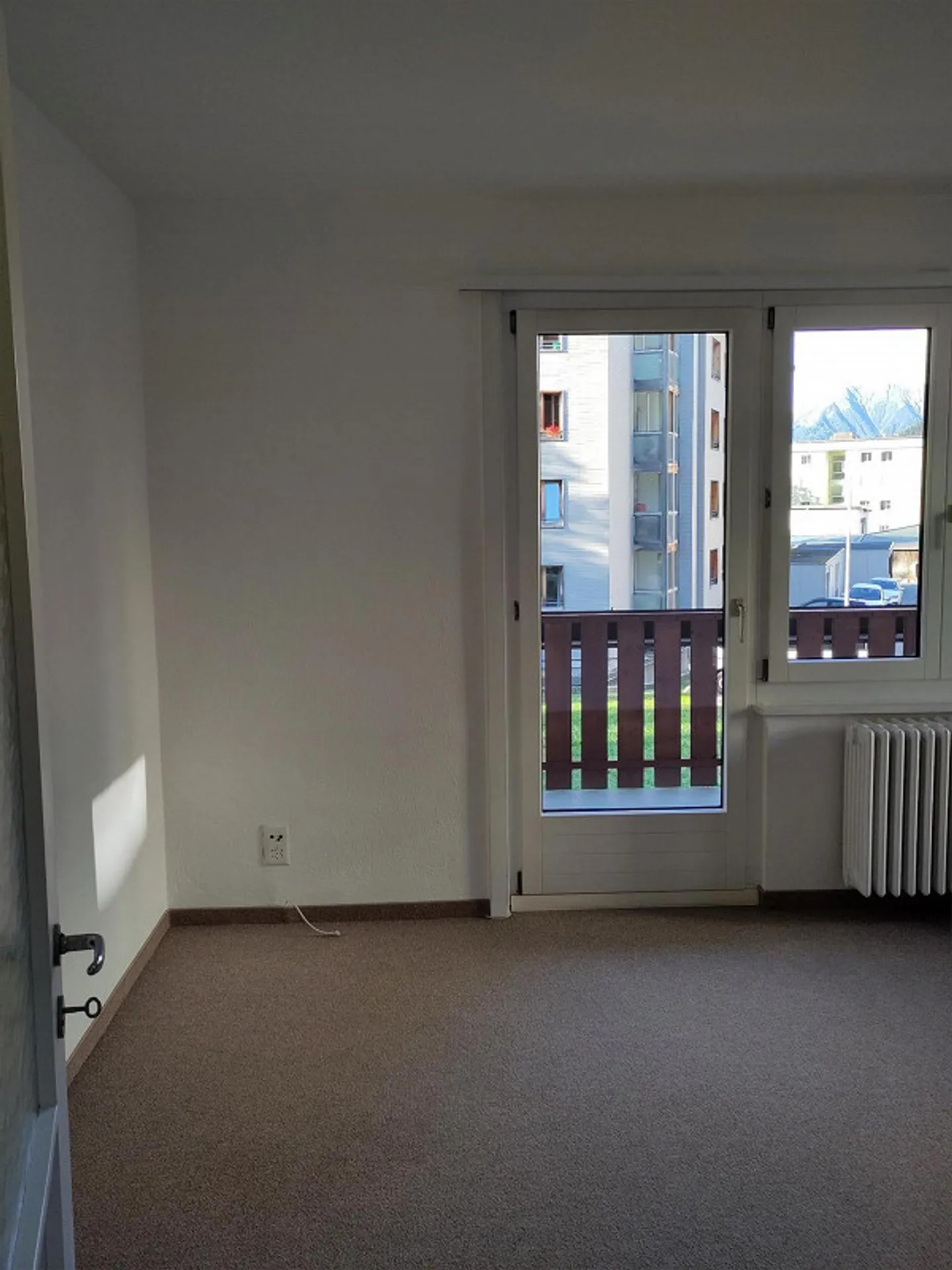 3 Room Apartment - Photo 3 of 8