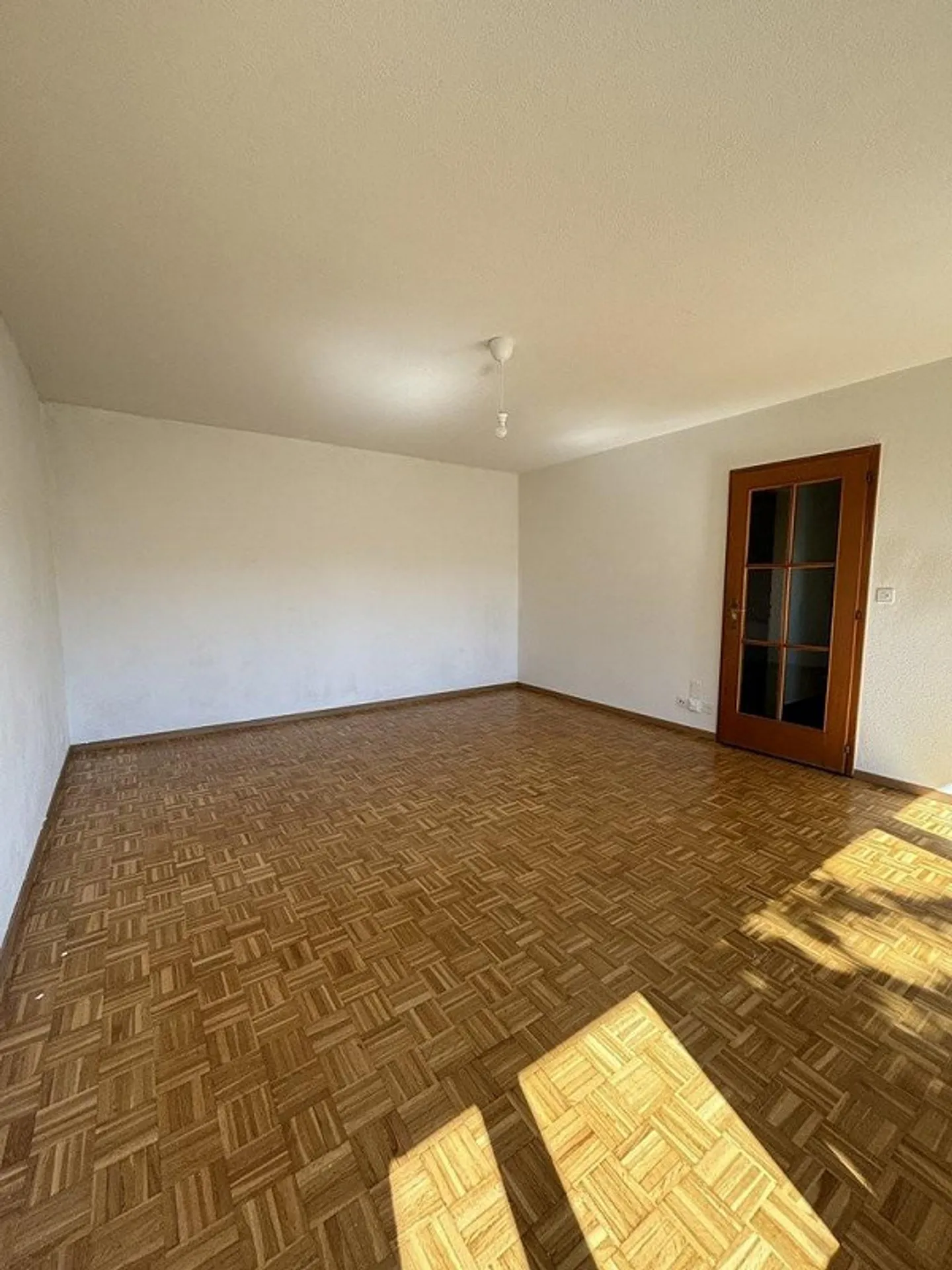 Your retreat near the city - Photo 4 of 6