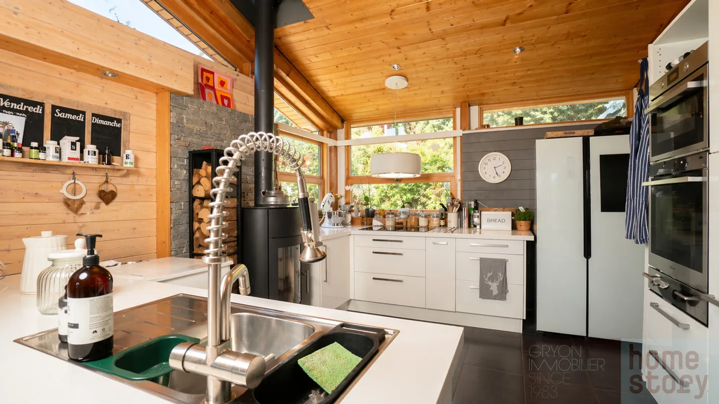 Charming Family Chalet - Photo 15 of 42