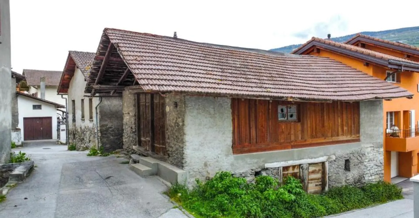 Scheune 4.5 Zimmer in Chalais - Foto 2 von 12