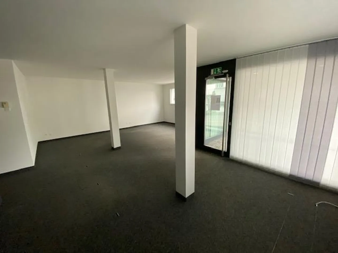 Locaux commerciaux au centre de Schwyz - Photo 4 sur 6