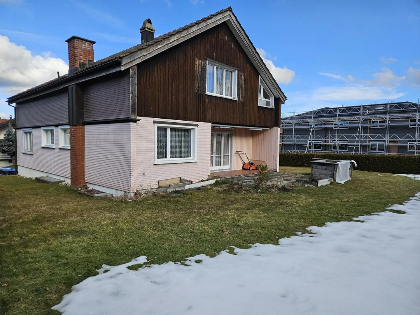 Maison individuelle de 5,5 pièces - Photo 2 sur 4