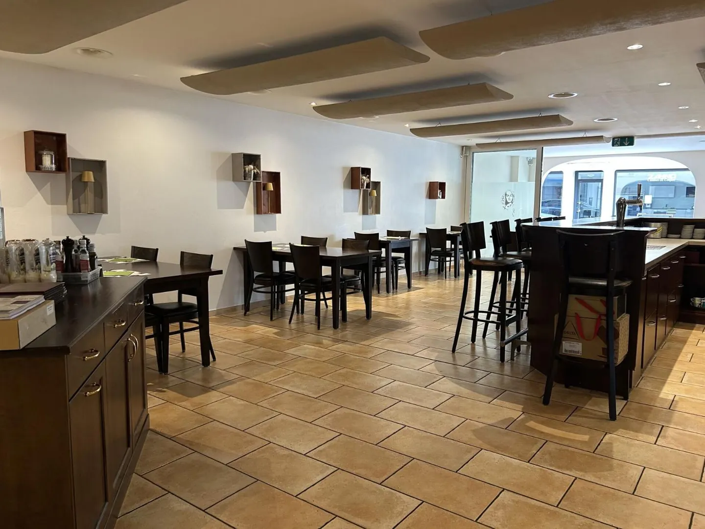 Ideally Located Restaurant - Photo 5 of 13