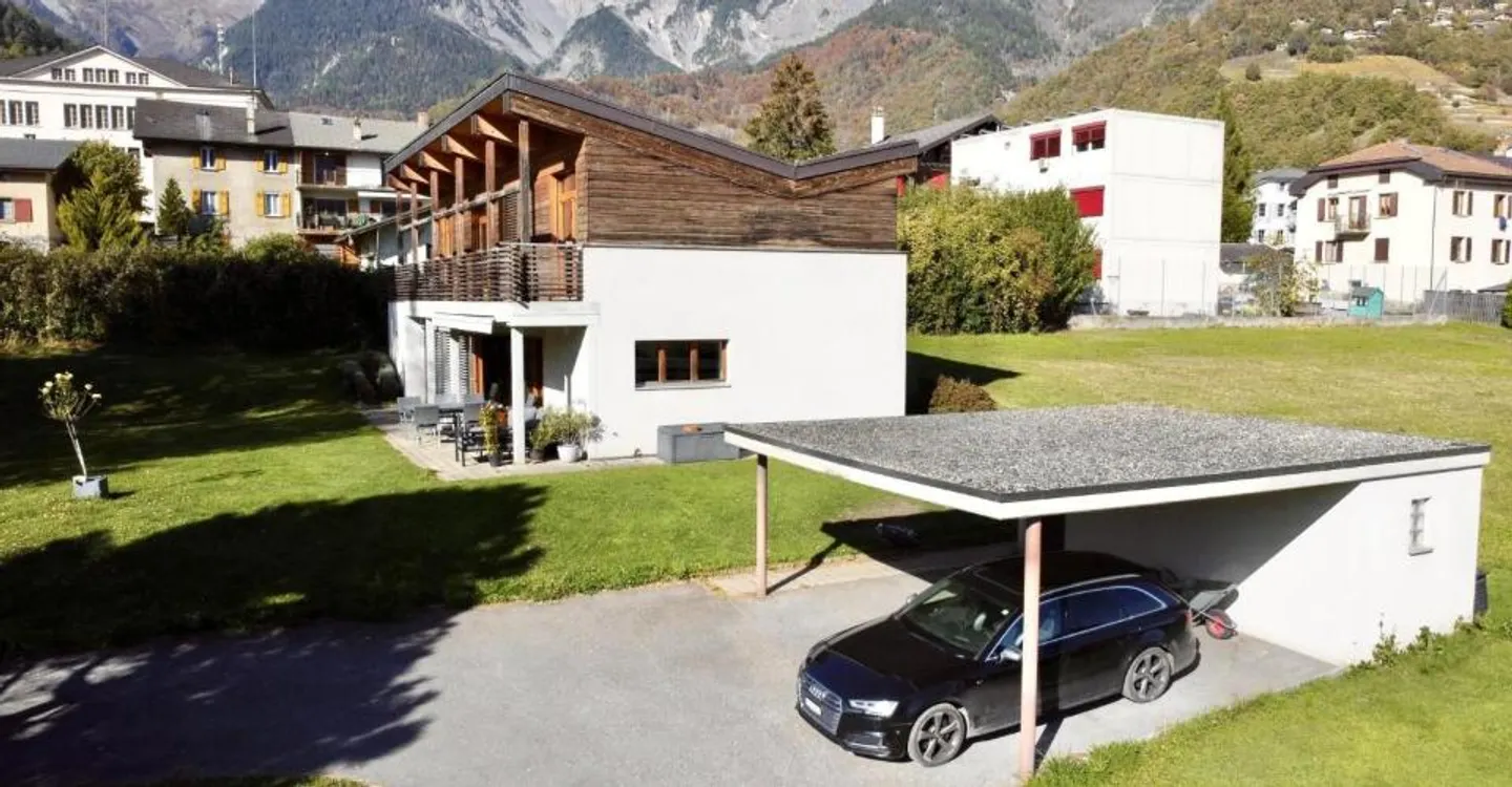 Villa architecturale à Chamoson - Photo 2 sur 12