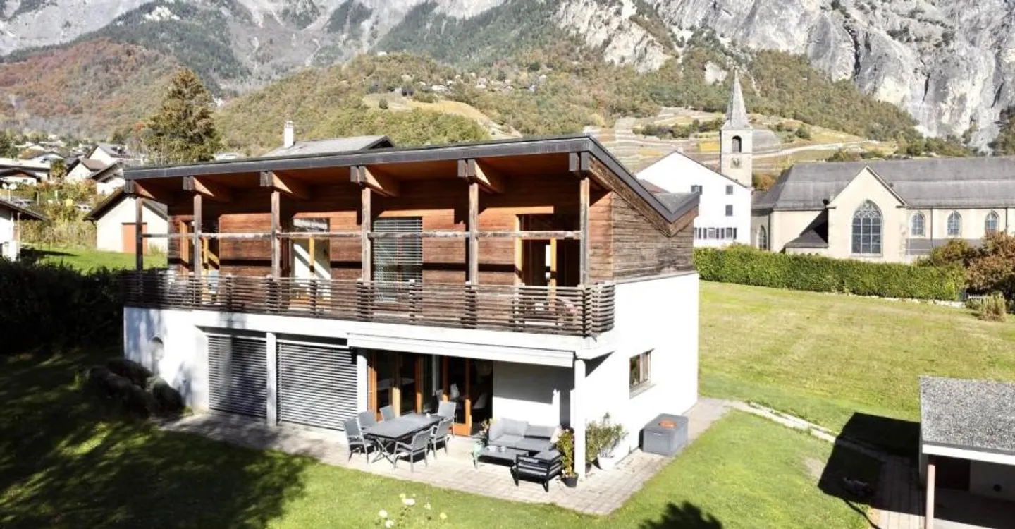 Villa architecturale à Chamoson - Photo 3 sur 12